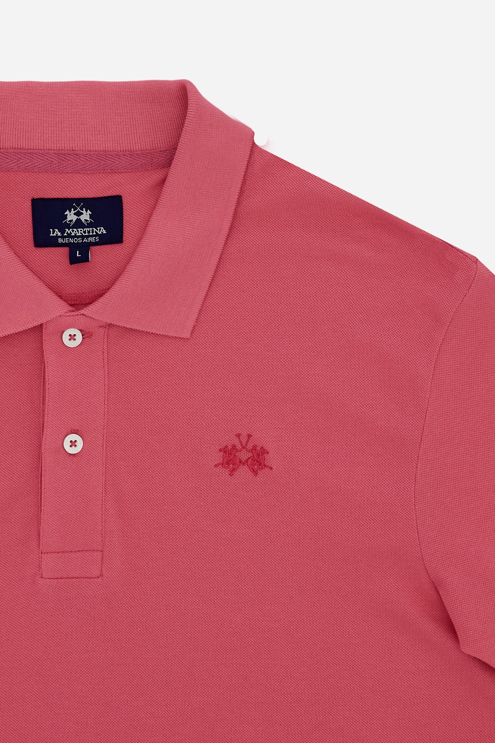 Men’s short sleeve cotton piqué polo shirt with regular fit, two-button placket and contrast brand logo. - Fandango Pink