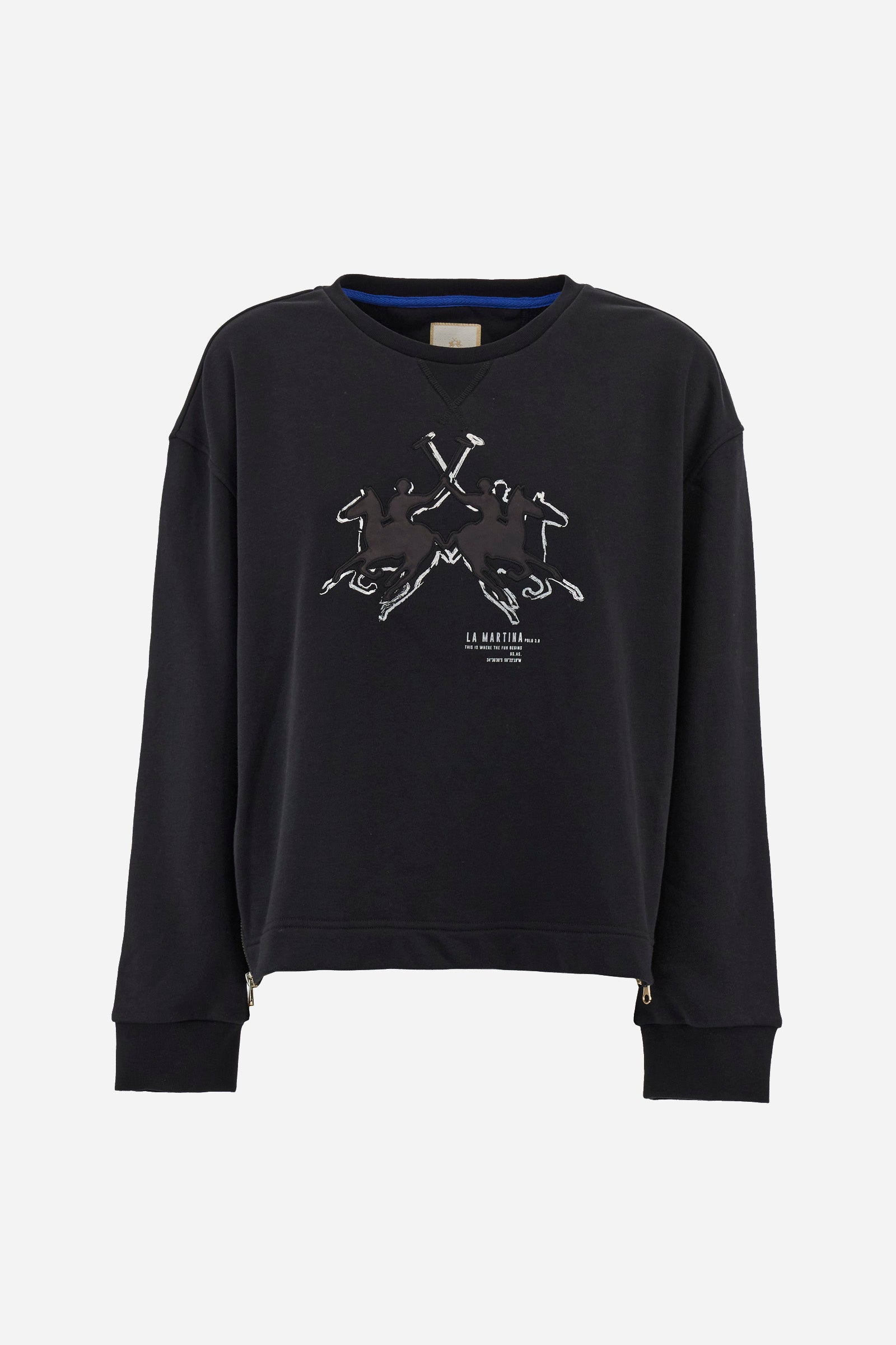 This women's crew-neck long-sleeved sweatshirt is made of a cotton blend fabric that is soft to the touch and comfortable to wear. With a regular fit, it is part of the Jet Set line and is characterised by a solid colour embellished by a large print featuring polo players and a print of the La Martina brand. Its simple and essential line makes it perfect for a casual and sporty look. The model is 174 cm tall and wears a size 2. - Black