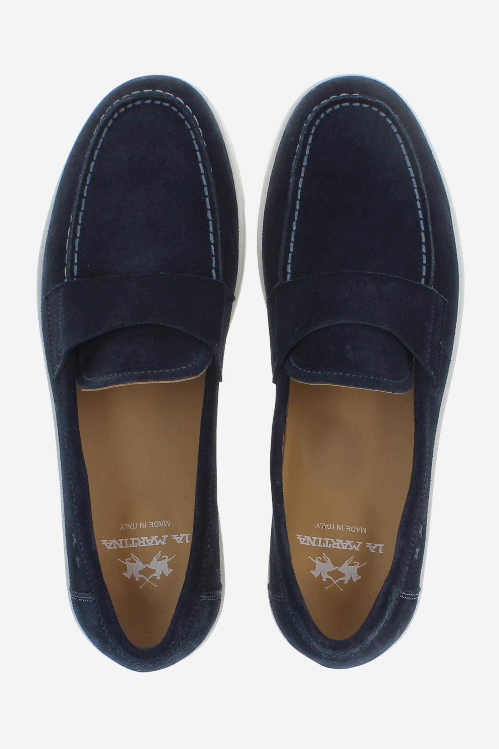 Men’s suede loafers with strobel construction and contrast EVA sole. Tone-on-tone side logo. - Salute