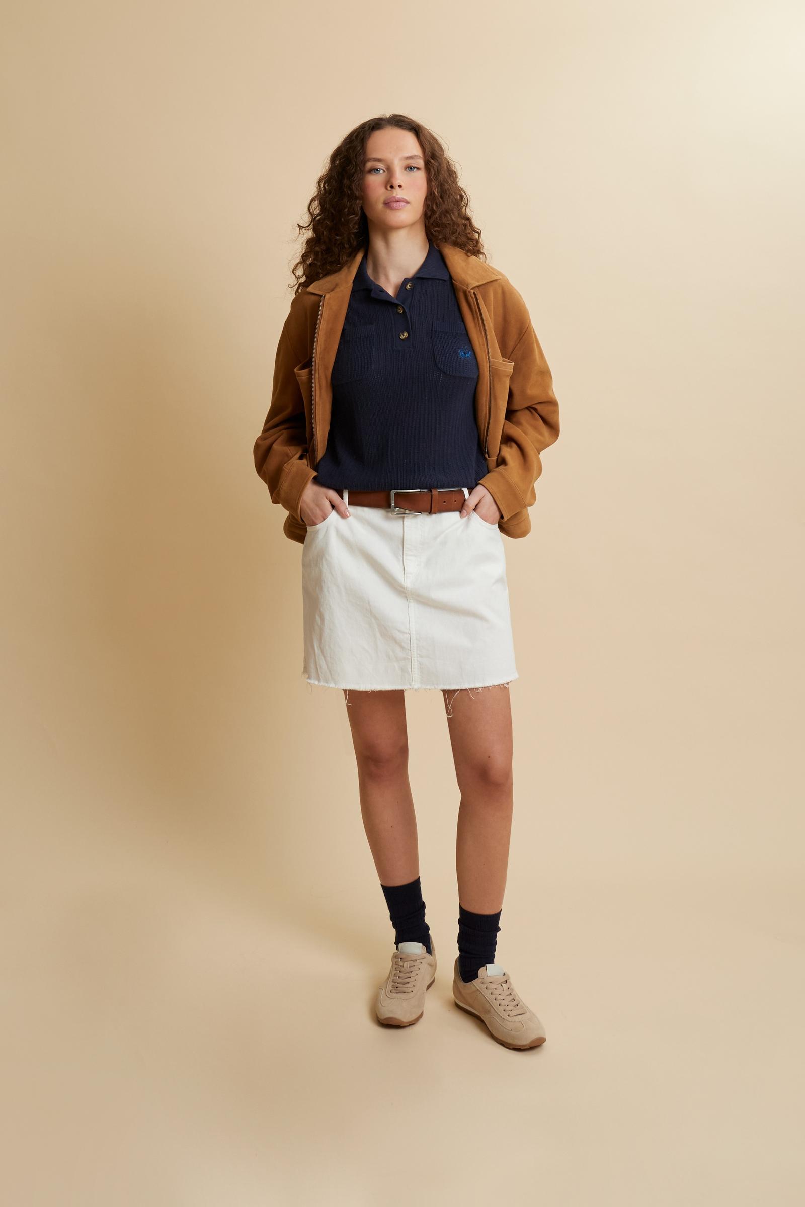 Women’s short-sleeve cotton openwork knit polo shirt. Classic collar, front closure, patch pockets and delicate embroidered detail on the chest. - Navy