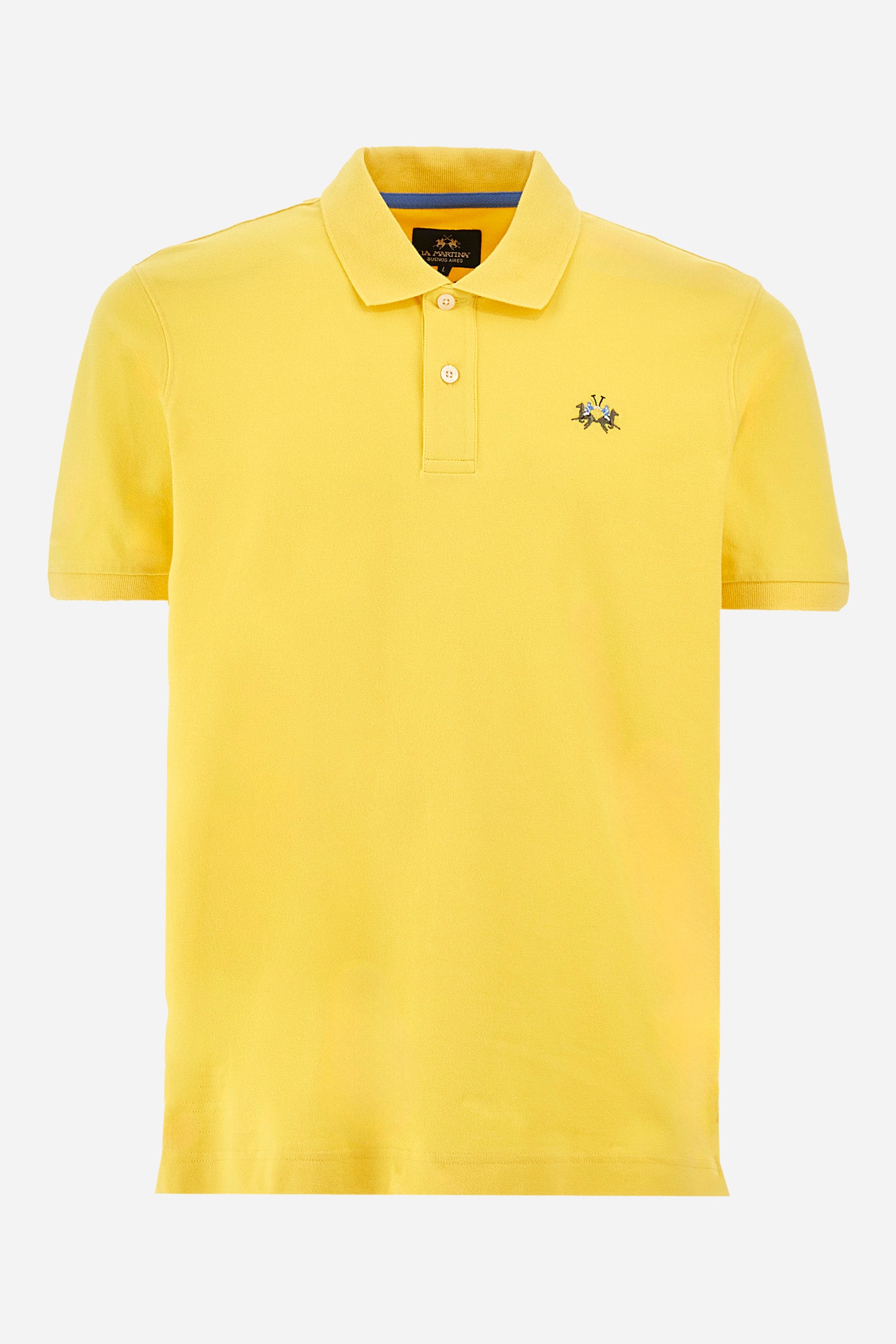 Men's single-colour short-sleeved polo in elasticated cotton. Two-button fastening. Tone-on-tone stitching. Ribbed collar and armholes. The "La Martina" lettering can be found under the collar. Featuring a small logo embroidered on the chest. In a slim fit. The model wears a size L. - Aspen Gold