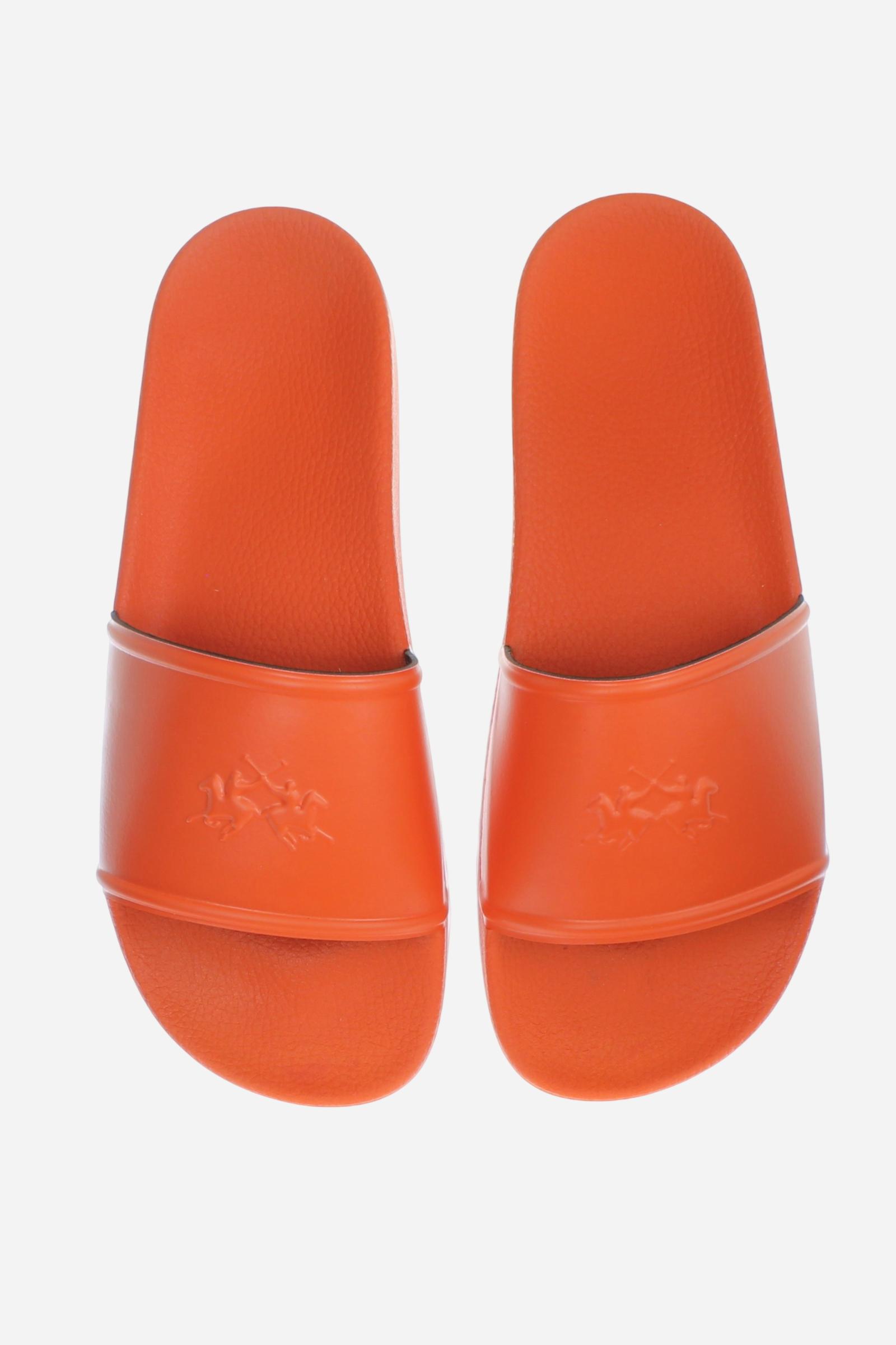 Men’s water-repellent PU slides with embossed logo and anti-slip sole. Made in Italy comfort. - Red
