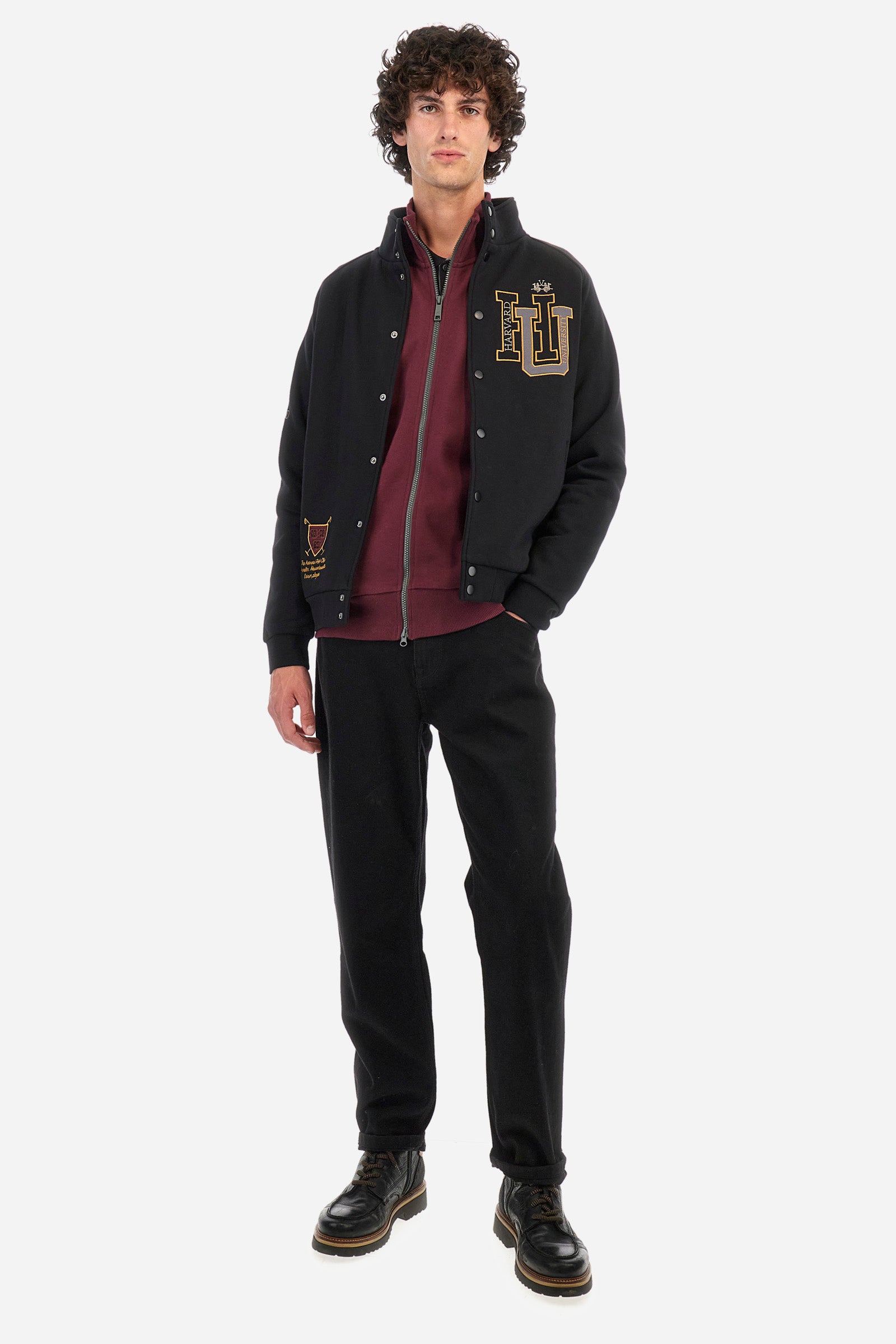 Men's plain long-sleeved sweatshirt with a contrasting full-zip fastening, made from 100% cotton. High neck. Double front pocket with a zip fastening. Ribbed hem, collar and cuffs. The logo is embroidered on one of the sleeves. Regular fit. The model is wearing a size L. - Port Royale