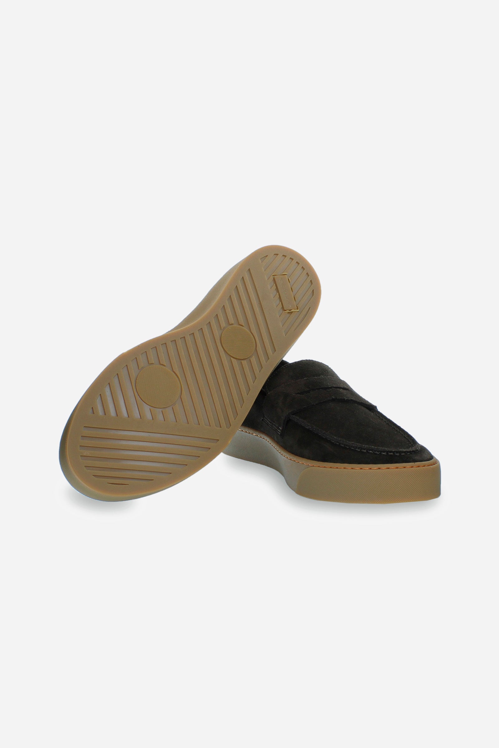 Slip-on loafer in soft oiled suede, available in two different colours. Lightweight rubber sole in the original honey colour, made with the STROBEL construction, which guarantees lightness and flexibility. The construction also keeps the weight down, which is very important for everyday footwear that requires great comfort. With hand stitching detail on the toe box and subtle stitching on the leather side insert, further emphasising the craftsmanship. - DARK BROWN