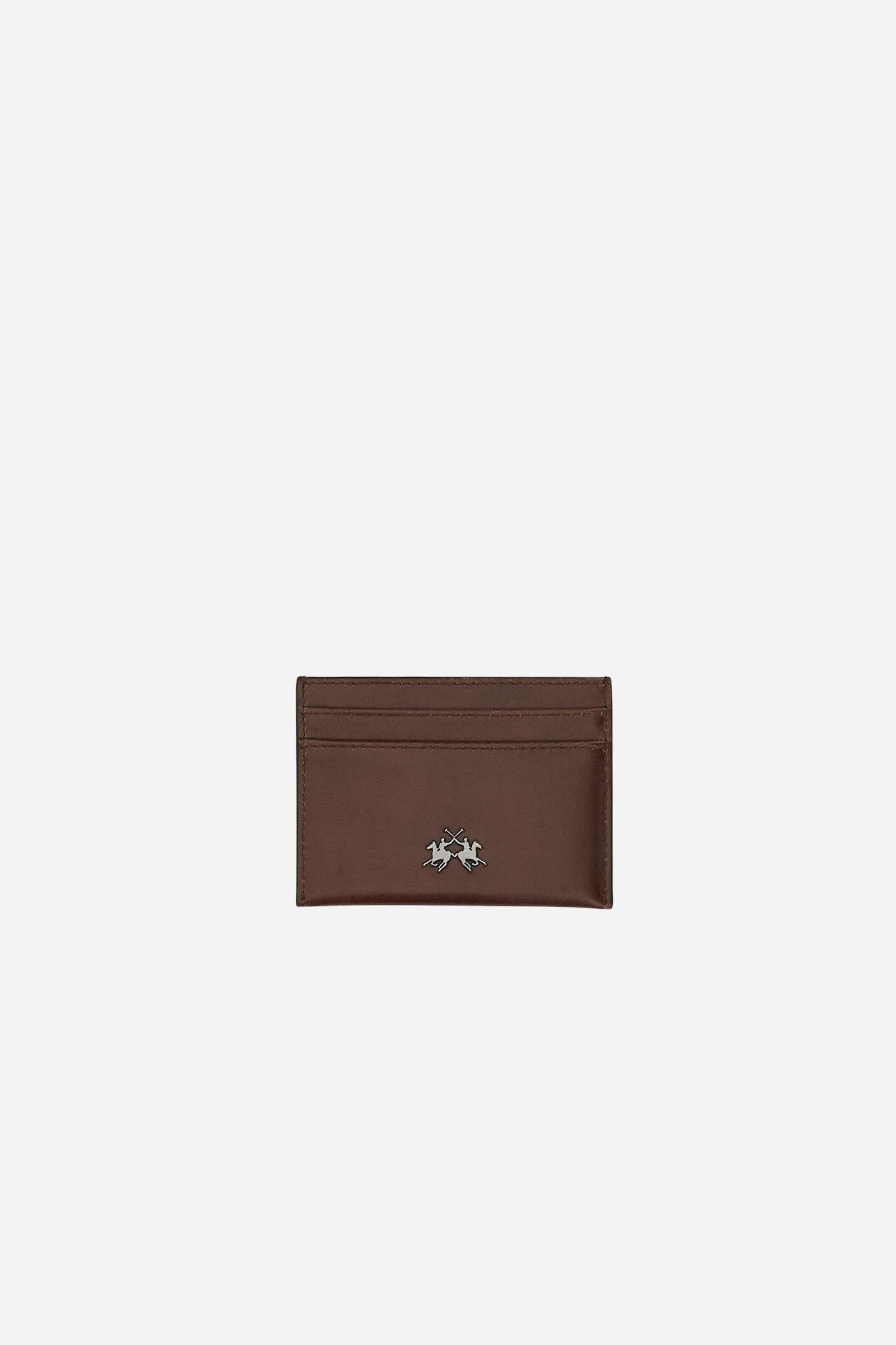 Men’s card holder wallet crafted from high-quality calfskin leather, featuring a minimalist and compact design. It includes card slots on both sides and a central open pocket, while a discreet branded metal tag enriches the lower front. Dimensions:20 x 2.5 x 11 - BROWN