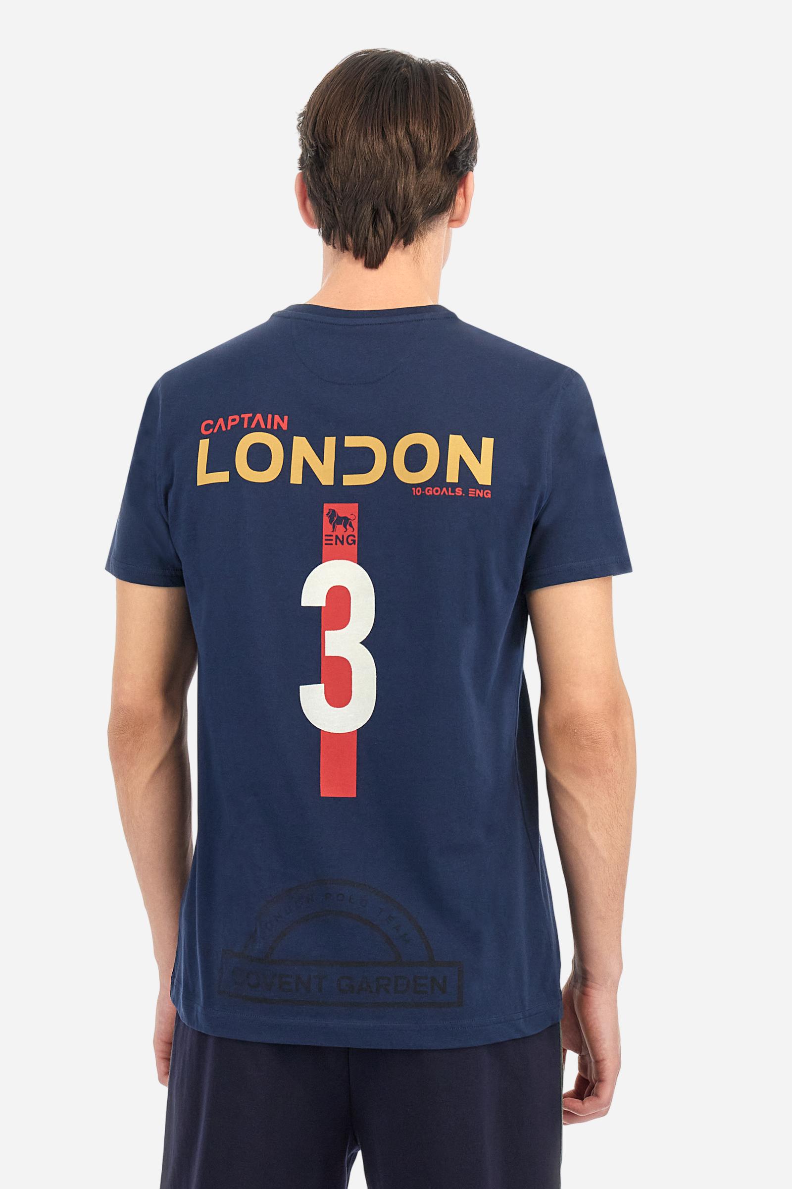 Single-colour short-sleeved men's T-shirt made of cotton jersey. Crew neck, with colour-contrasting jersey border inside. Mlticoloured lettering is printed on the chest, enriched by the embroidered brand logo. The graphics on the back are printed, while the number is a flocked transfer in a contrasting colour. On the right sleeve the small star detail is hand-embroidered with multi-coloured threads. The fit is regular. The model is wearing a size L. - Navy