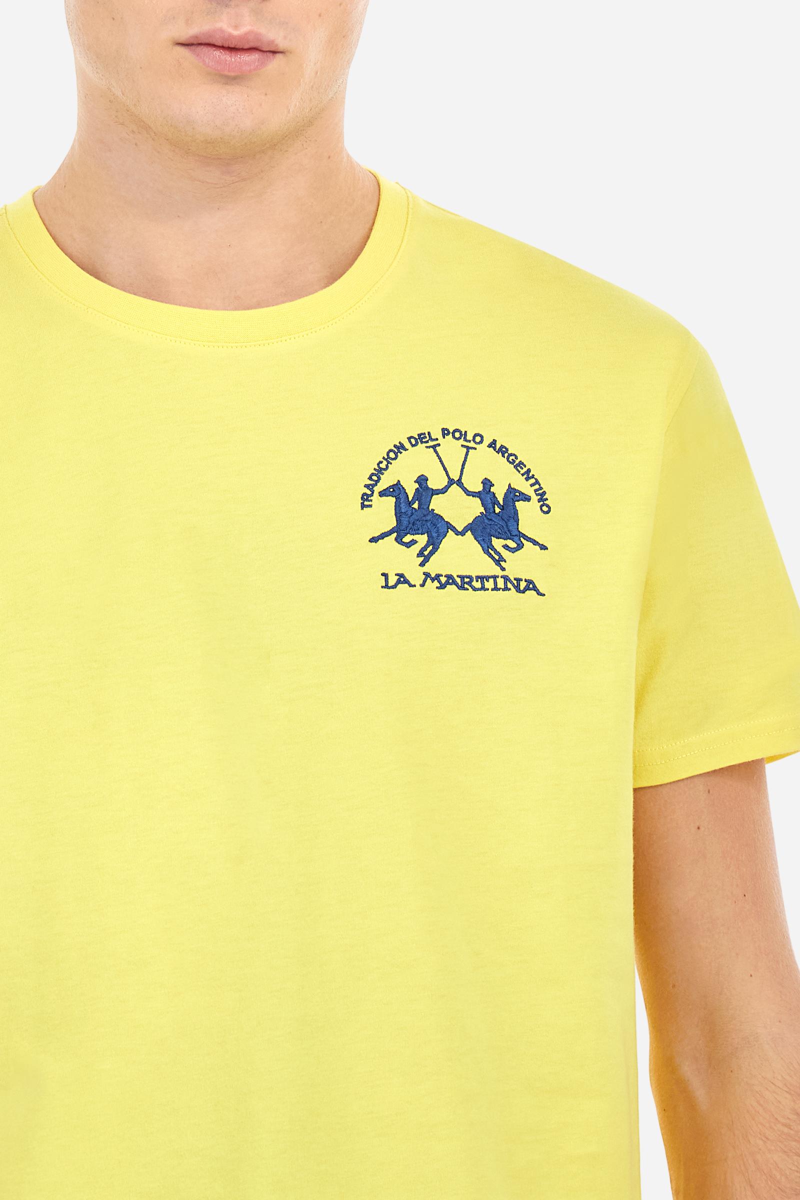 Men's plain short-sleeved T-shirt, made from 100% cotton. Large logo embroidered on the front. Regular fit. The model is wearing a size L. - Aurora