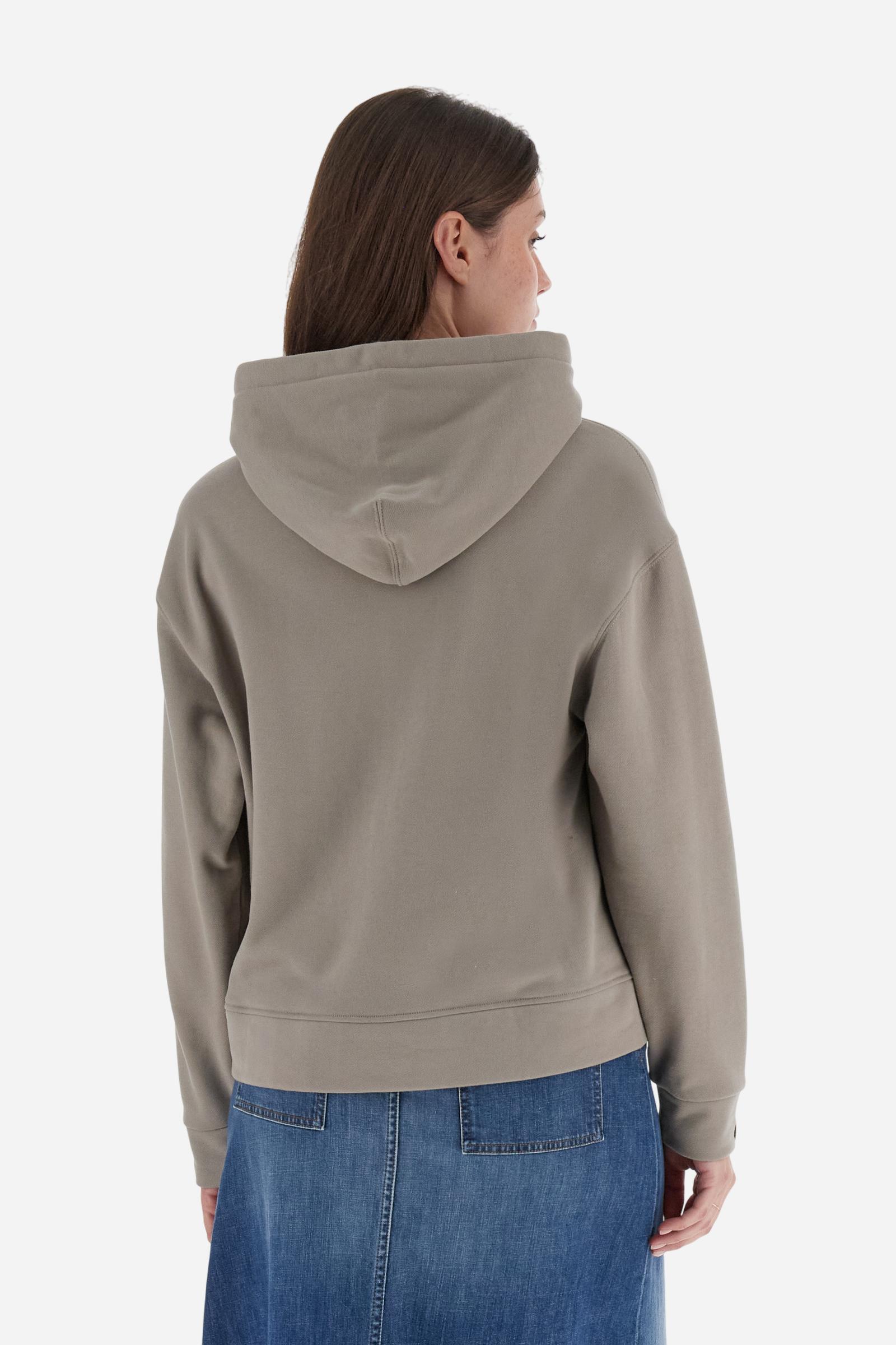Women’s hoodie with long sleeves in 100% cotton french terry, solid colour with a velvety and warm touch. The hood is lined in tone-on-tone jersey and finished with a velvet drawstring. The chest graphic recalls the refined aesthetics of the Royal Polo theme, while the small brand logo is tone-on-tone embroidered on the sleeve. The model wears size L. - Moon Rock