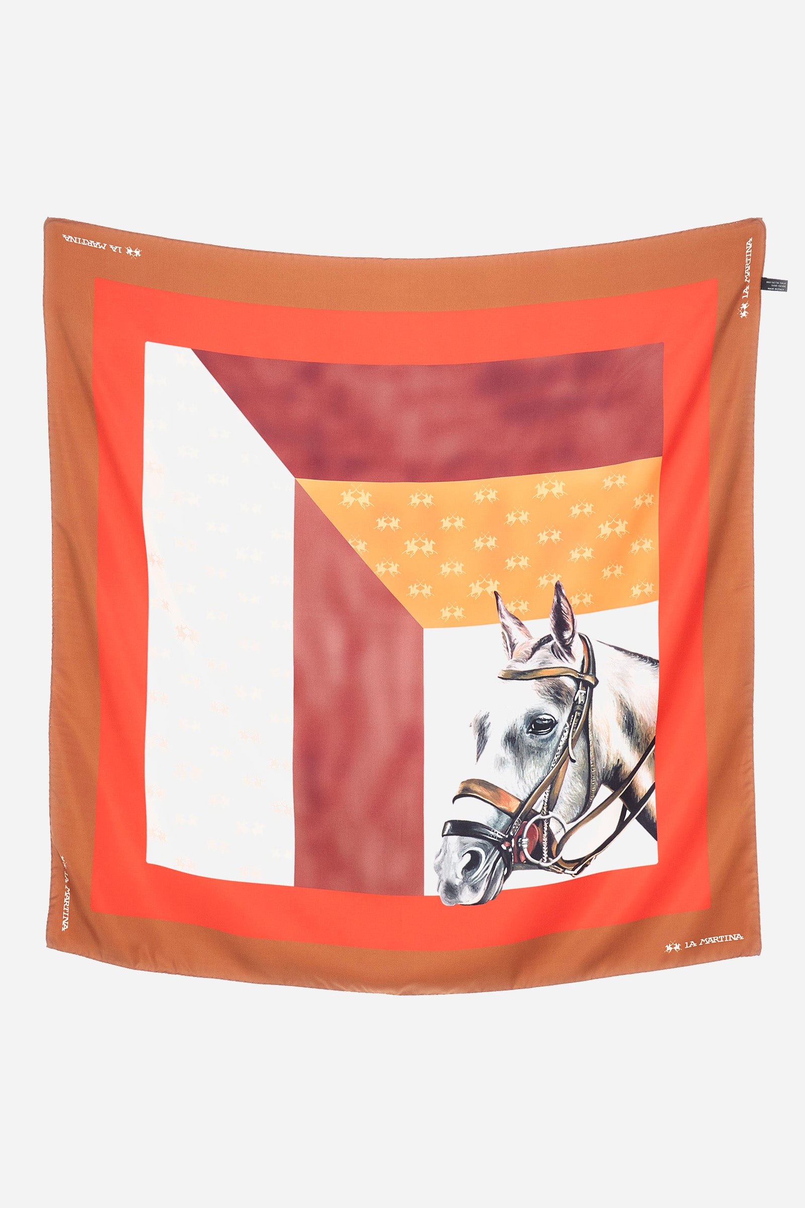 This scarf is part of an exclusive La Martina collection. The vibrant graphics of this silk twill scarf made in Italy are inspired by the world of polo. Perfect to embellish your outfit with a touch of sophistication. The scarf is delivered in a custom square box. - Picante/Pureed Pumpk