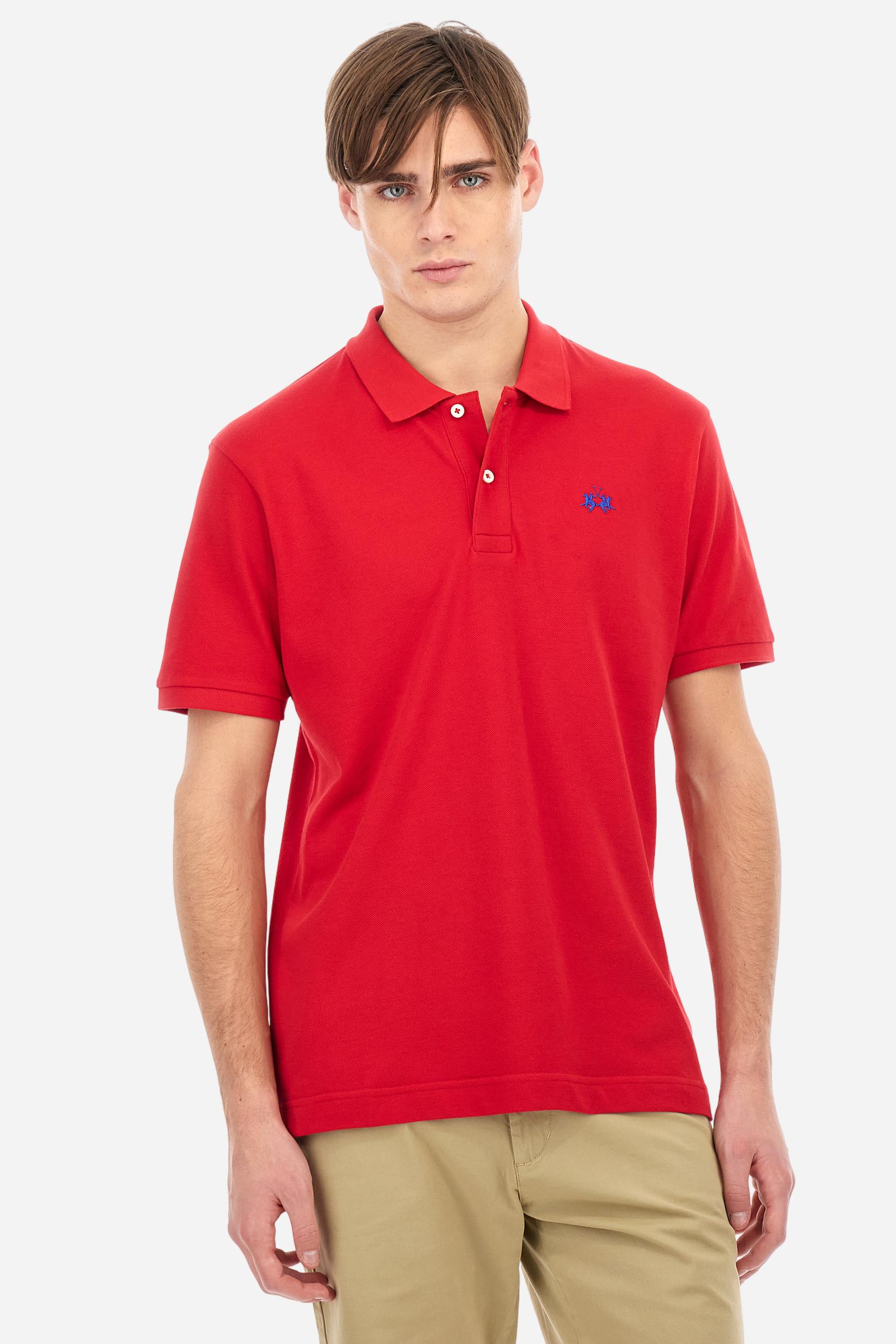 Men's plain-coloured, short-sleeved, regular-fit cotton polo shirt. Contrasting La Martina logo sewn onto the chest. This versatile garment goes perfectly with a pair of jeans from the collection. - Formula One