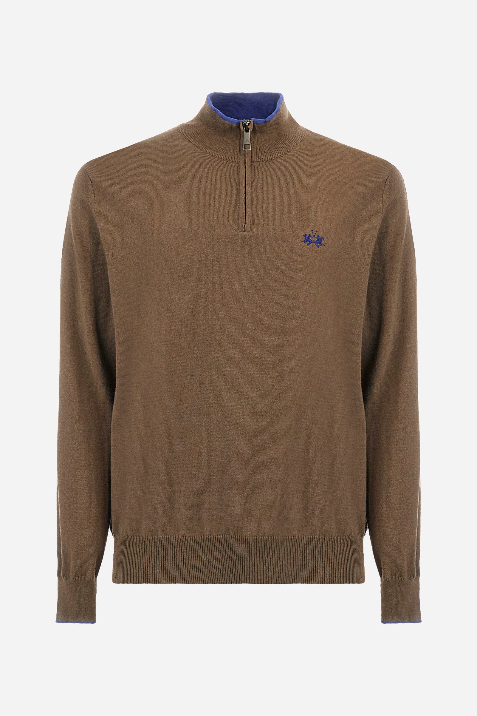 Men's plain mock polo neck pullover with long sleeves. Trimmed collar with a half zip, made from ribbed fabric to match the cuffs and hem. Made from a blend of cotton and wool. Featuring a small embroidered logo on the front. Regular fit. The model is wearing a size L. - Beech