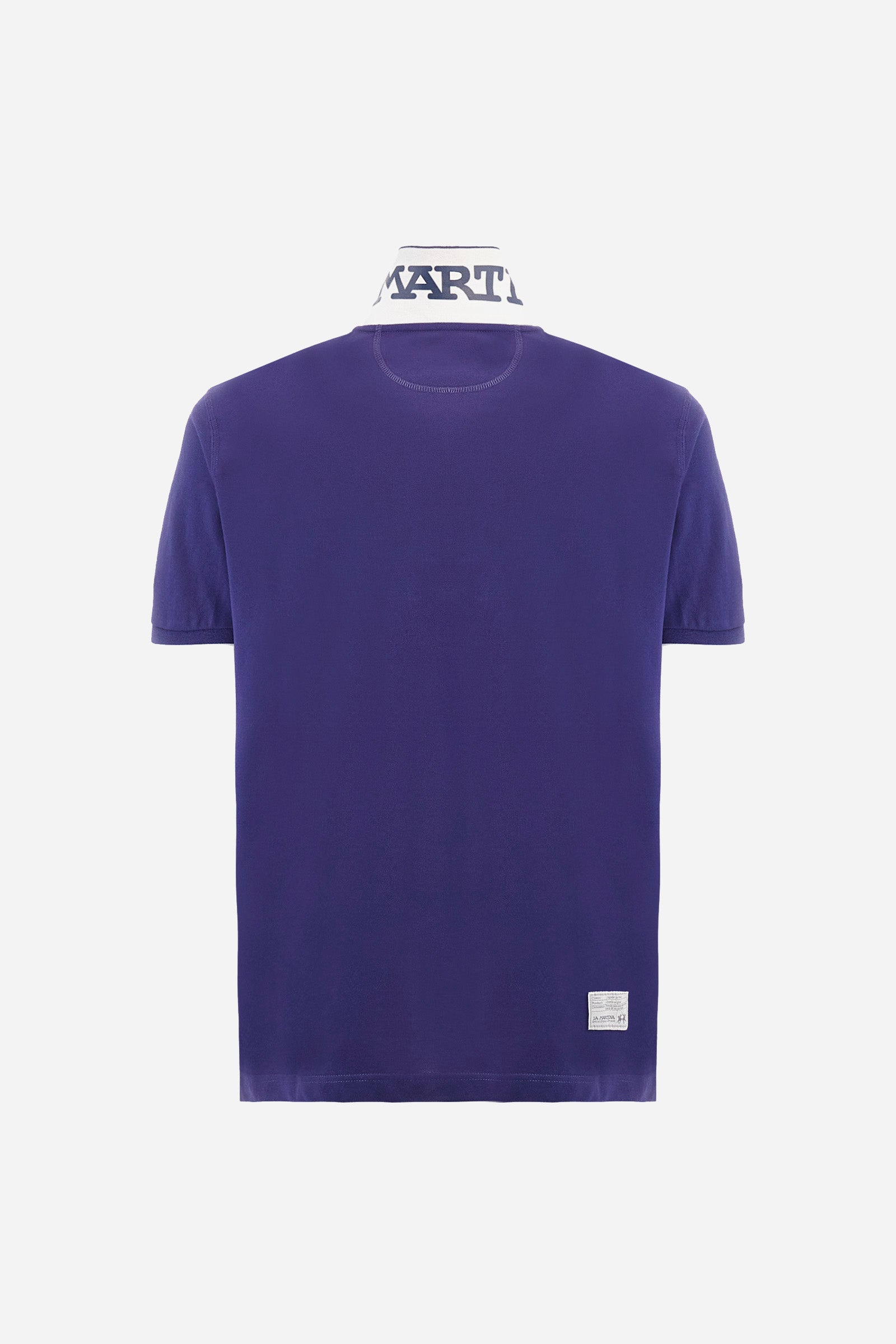Men's plain short-sleeved polo shirt made from stretch piqué. Featuring a two-button fastening and a ribbon on the inside collar in contrasting coloured grosgrain. The collar and cuffs are in matching rib knit, with the undercollar also in rib knit but in a contrasting colour. The large logo is embroidered on the chest, left side with contrasting coloured thread. The undercollar features a print of the La Martina lettering in a contrasting colour. Regular fit. The model is wearing a size L. - Deep Cobalt