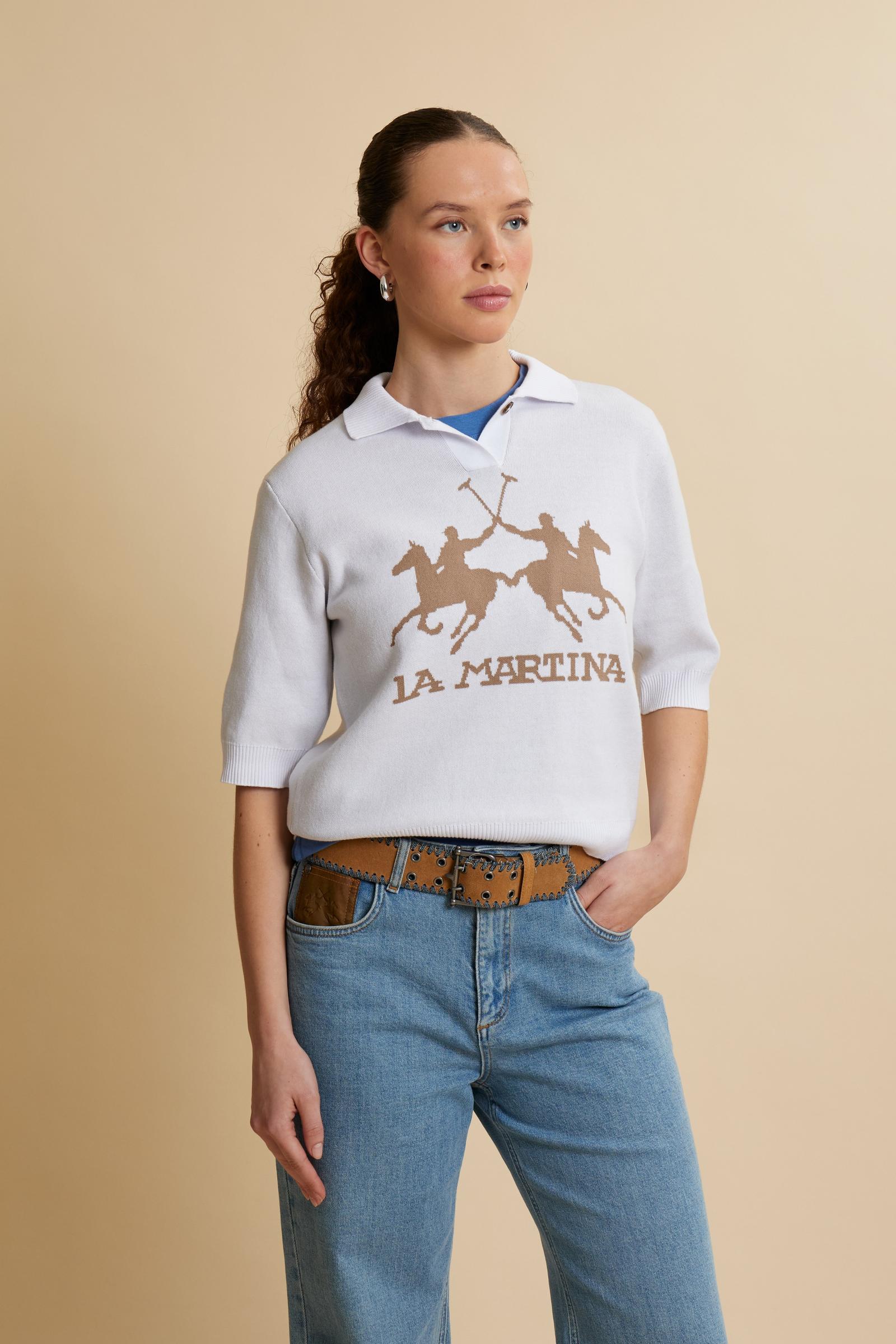 Women’s compact cotton knit polo with V-neck design. Maxi front intarsia logo for a refined look. - Off White