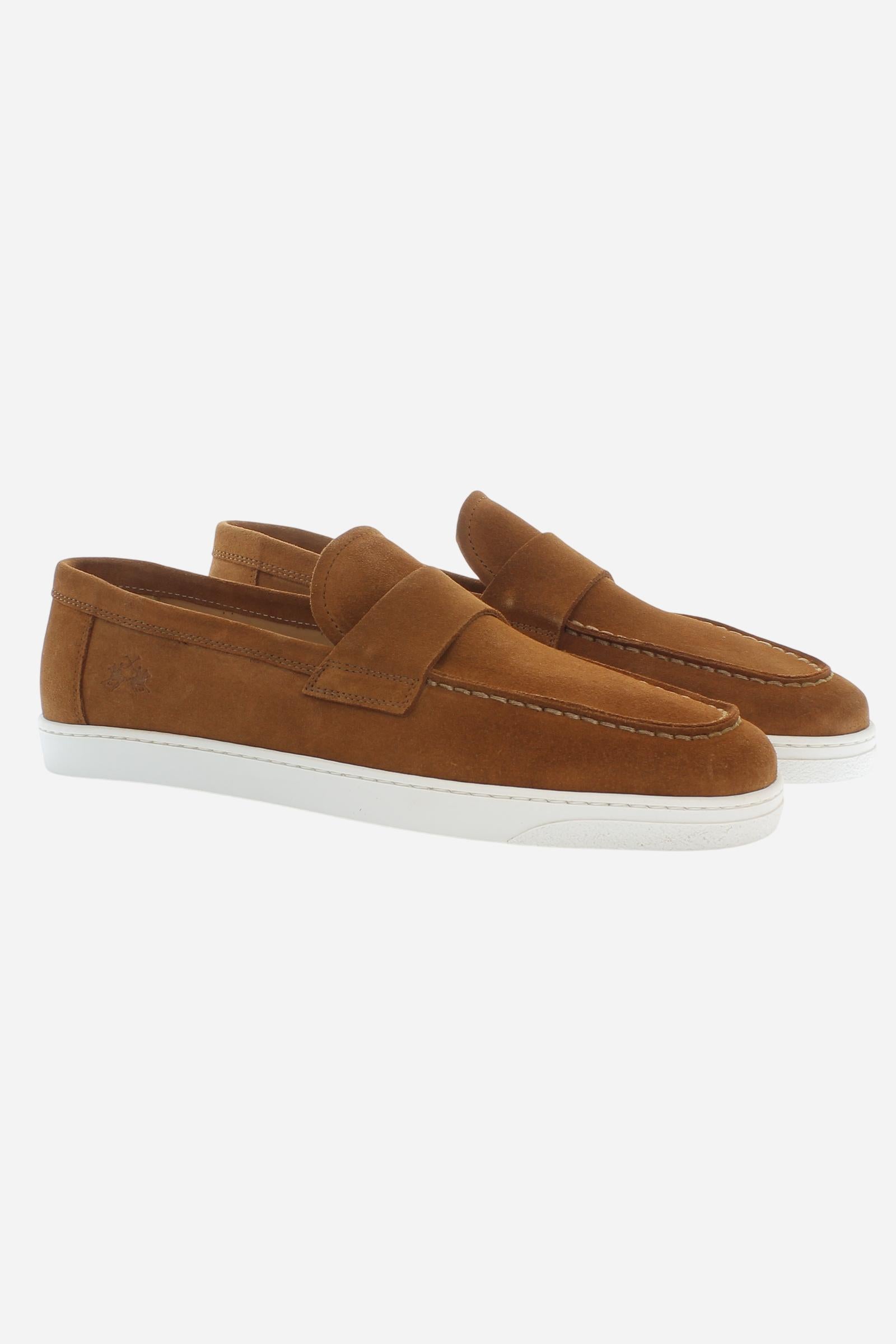 Men’s suede loafers with strobel construction and contrast EVA sole. Tone-on-tone side logo. - COGNAC