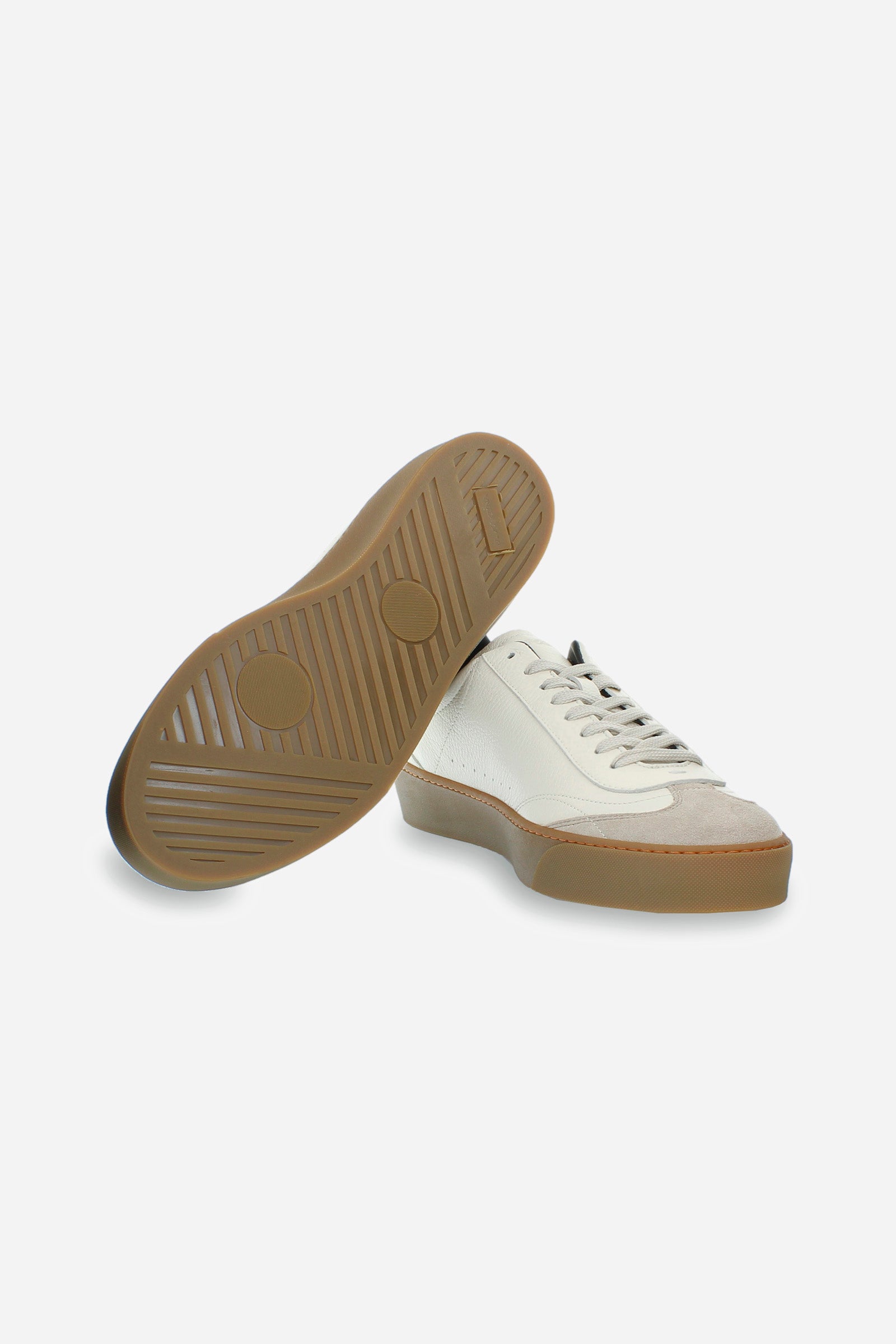 Men's trainer in suede