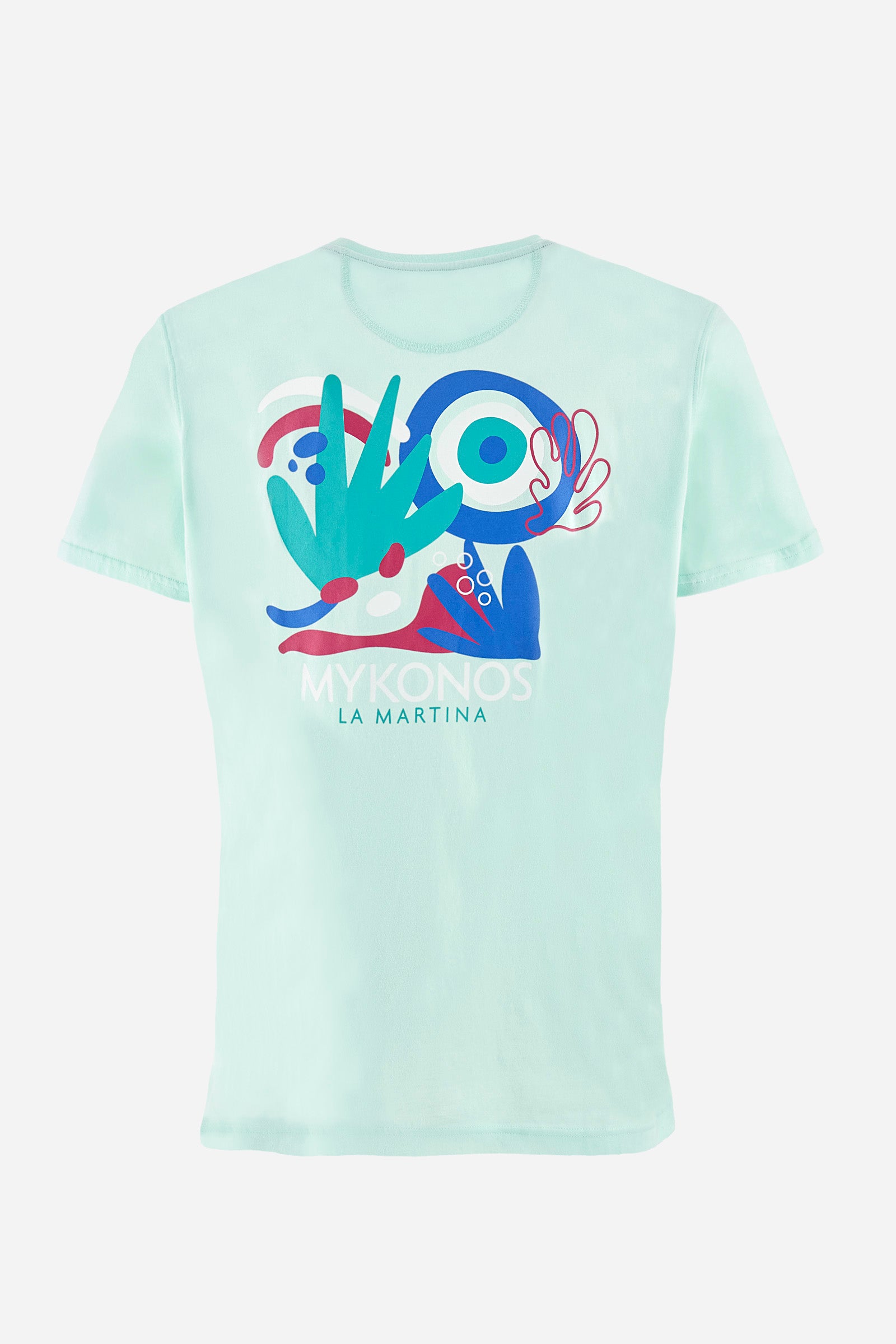Men's short-sleeved T-shirt with a crew neck in a single colour. Made of 100% cotton. Printed on the front are the words "Mykonos" and "La Martina". On the back we find stylised prints inspired by Greece and the lettering that is also present on the front. Regular fit. The model wears a size L. - Honeydew
