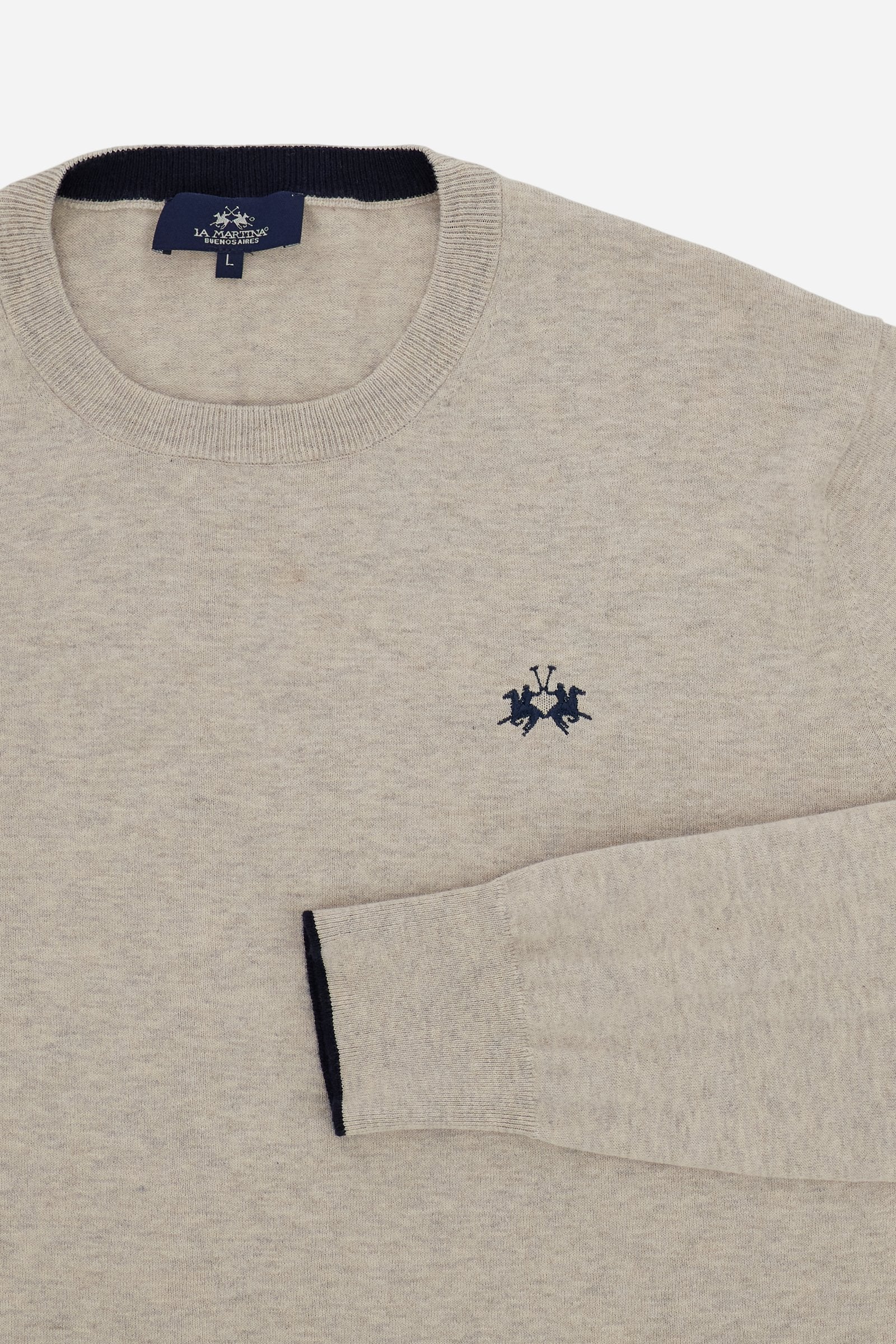Crewneck sweater in lightweight 100% cotton with a regular fit. Ribbed collar, cuffs and hem. Contrast details inside the neckline, echoed on the cuffs, and embroidered logo on the chest. - Humus