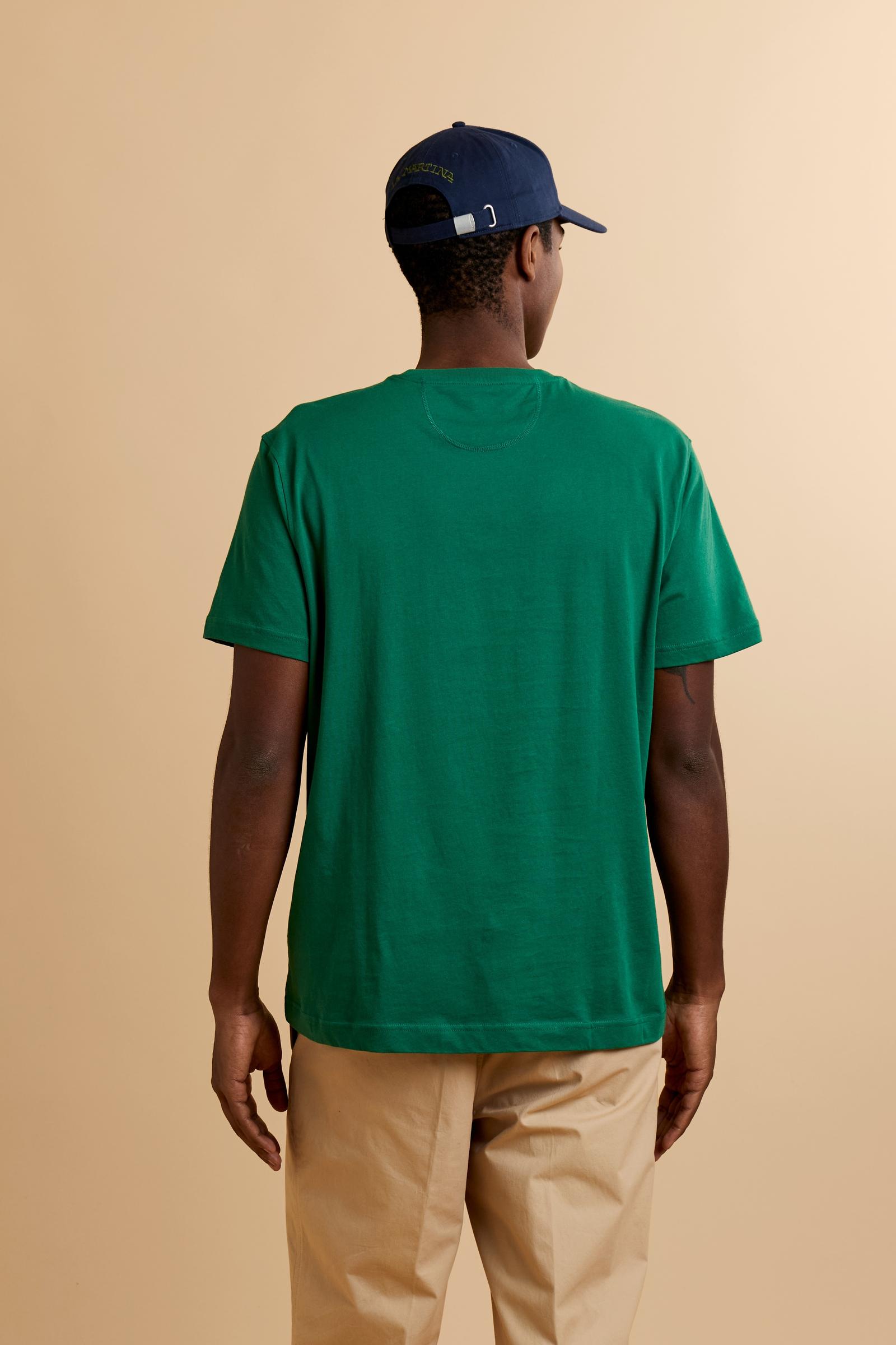 Men’s cotton jersey T-shirt with regular fit and ribbed crew neck. Small contrast embroidered logo. - Amazon