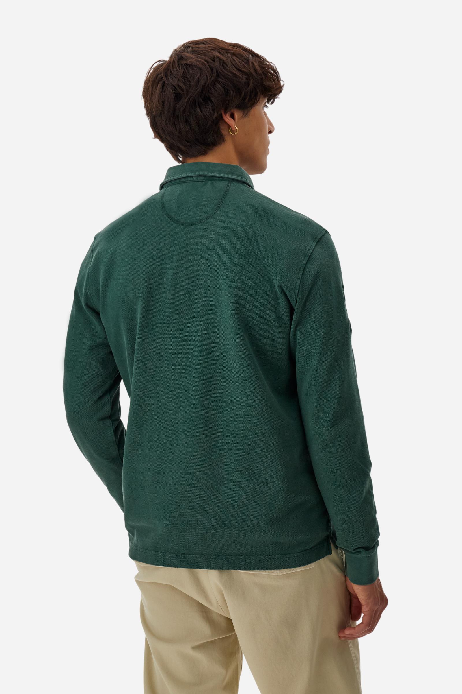 Men’s polo shirt in cotton piqué. Long sleeves, garment-dyed with pigments, tone-on-tone patches and embroidery. Regular fit. - Sycamore