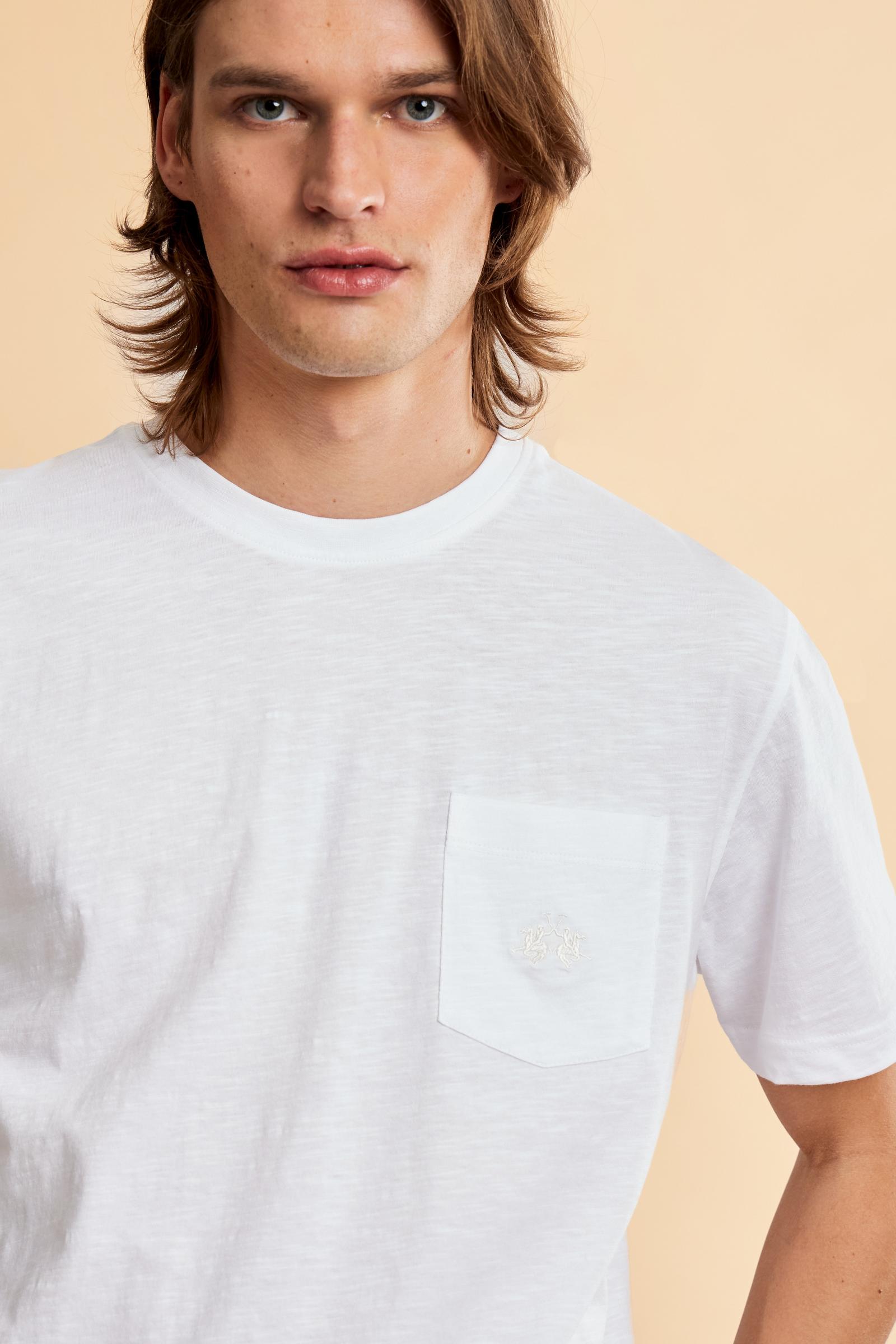 Men’s slub cotton jersey T-shirt with regular fit and chest pocket featuring embroidered logo. - Optic White