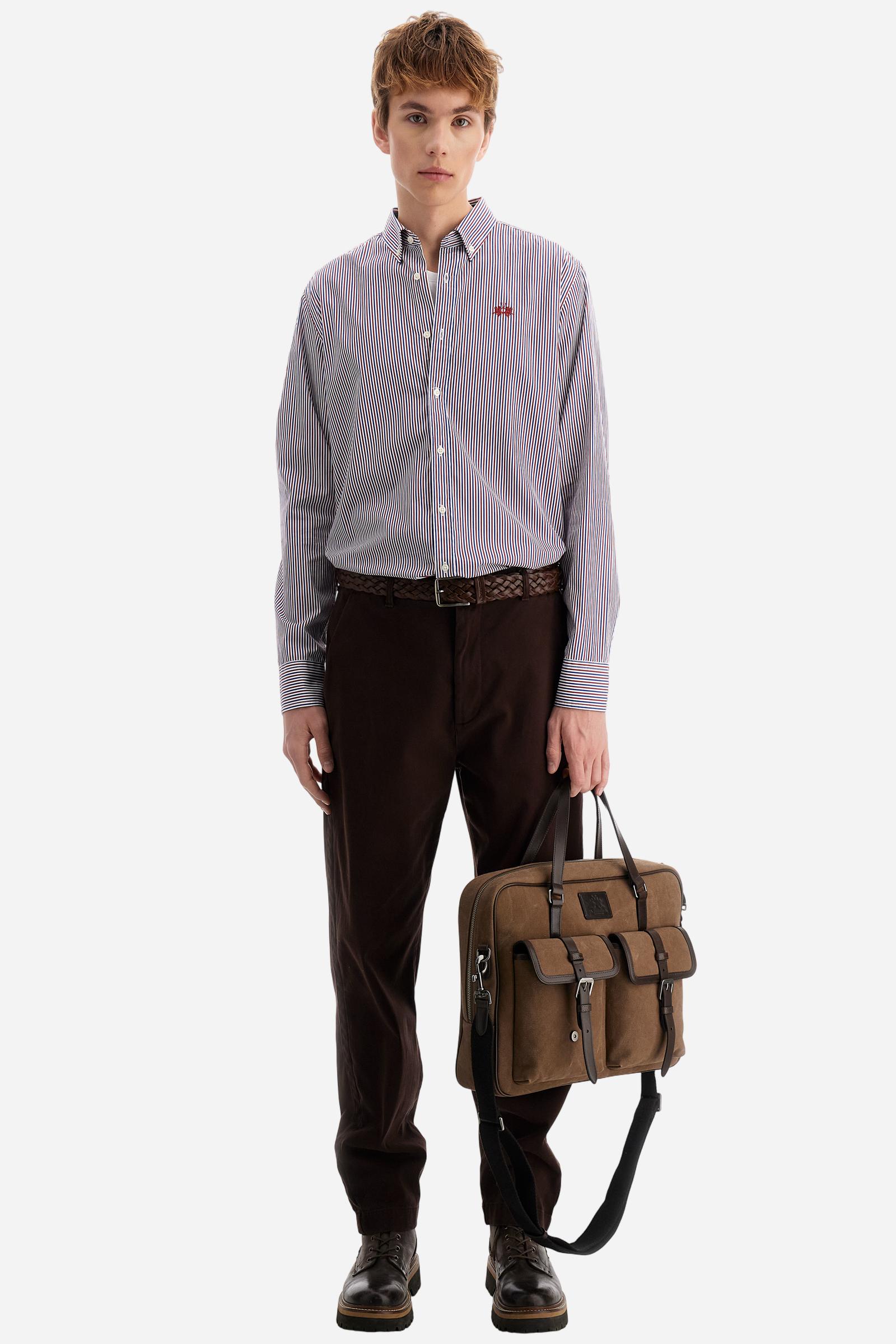 Men's long-sleeved poplin shirt with bicolour stripes. Button-down collar enriched with contrasting interior details and the distinctive Argentina signature. Contrasting embroidered logo on the chest. Regular fit and versatile silhouette. Model wears size L. - OptWhite/Navy/PopRed