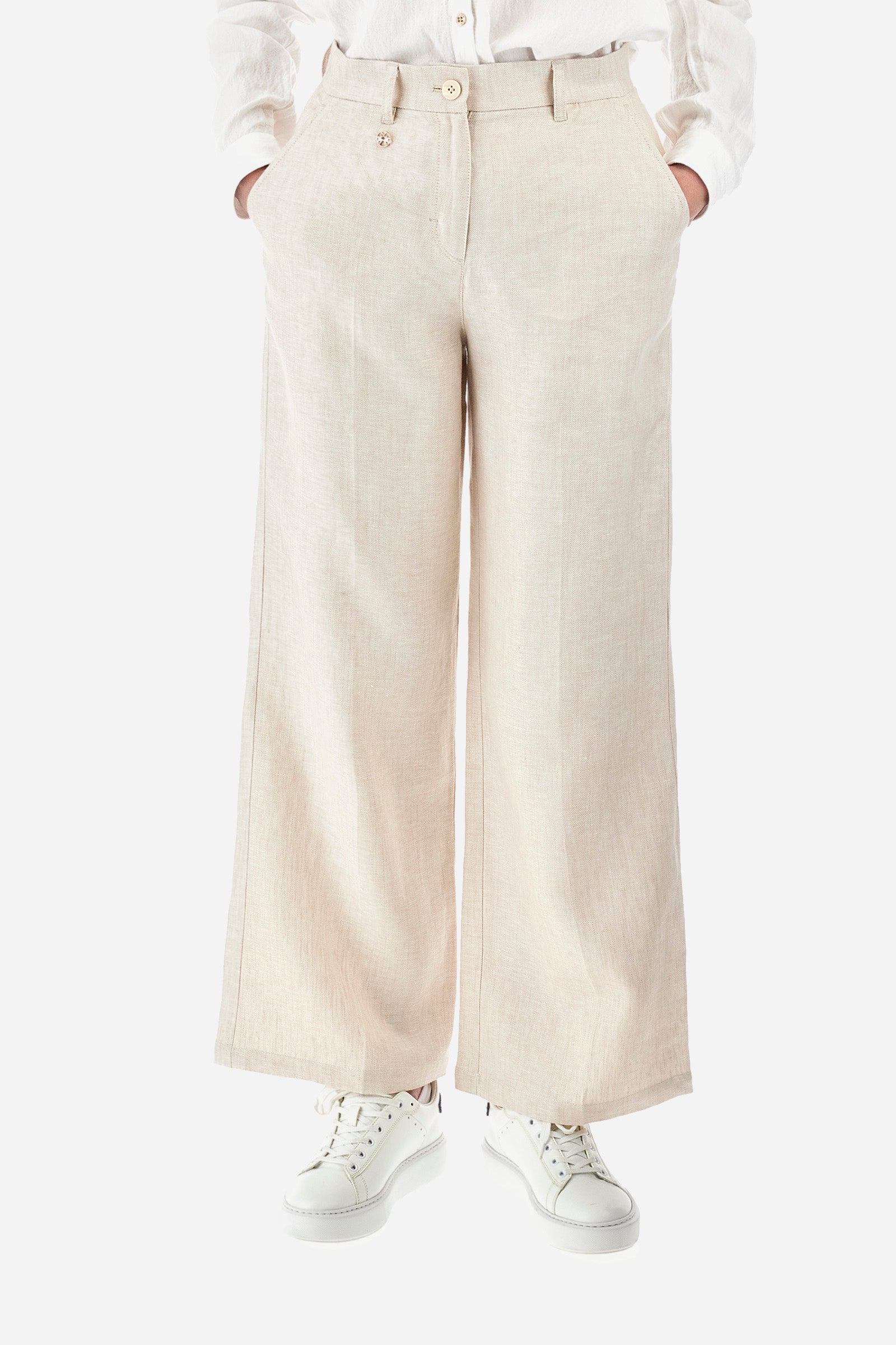 Single-colour women's palazzo trousers, made of 100% linen. With belt loops, zip and button fastening. There are two open pockets on the front and two open back pockets. The logo is present on a metal plate sewn on the front. The fit is regular. The model wears a size 28. - Tidal Foam