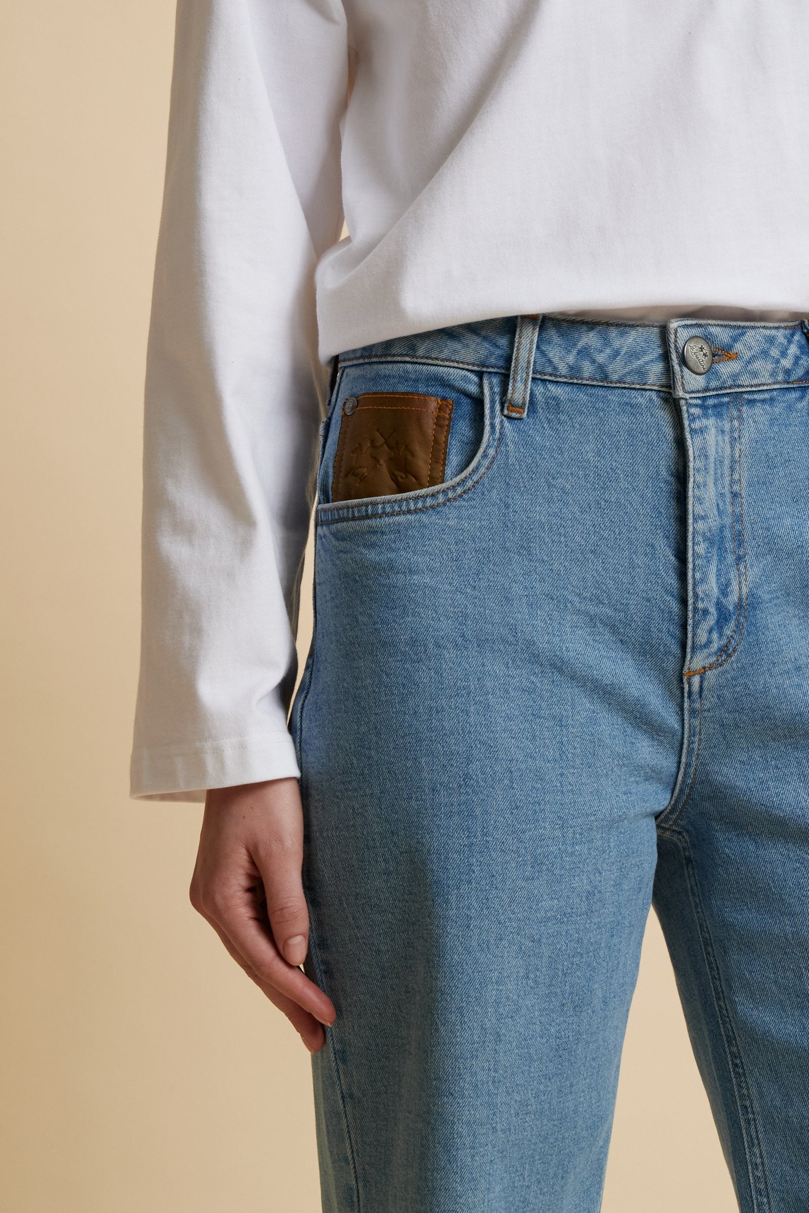 Women’s wide-leg raw-edge denim jeans – Clyde