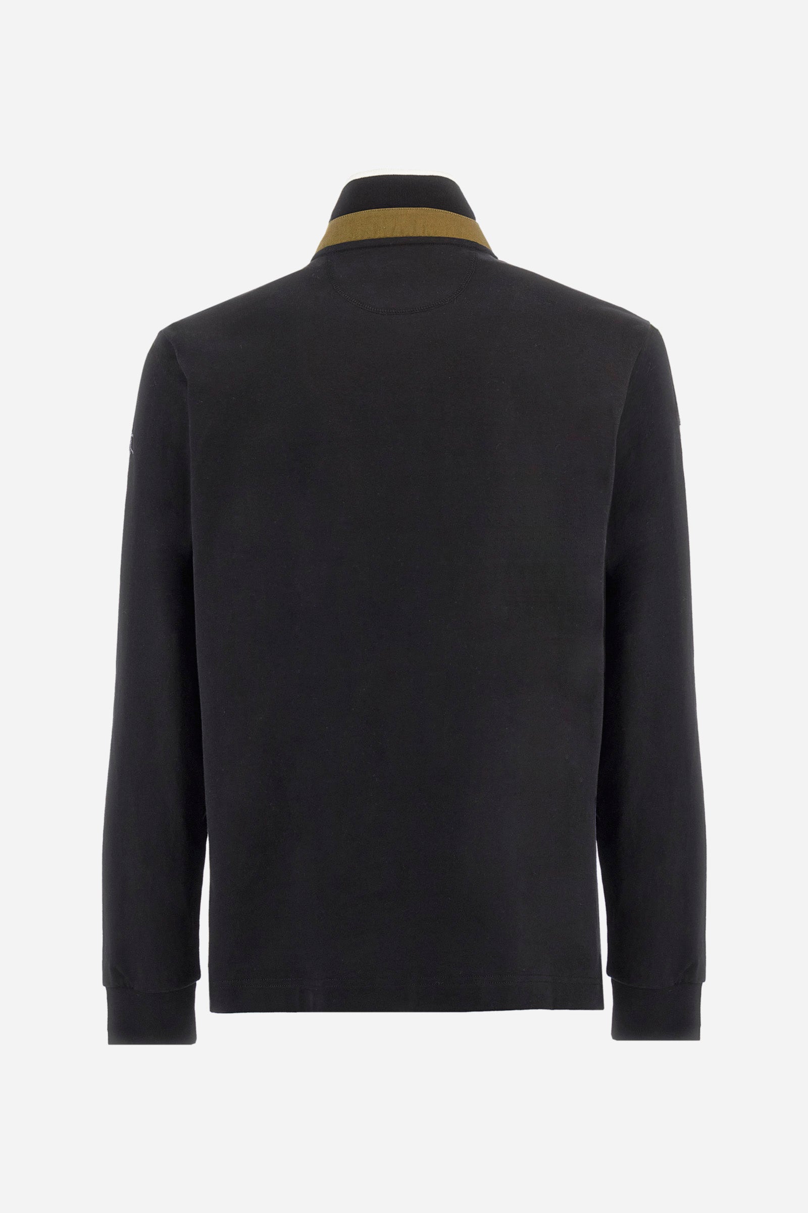 Men's single-colour long-sleeved polo shirt, made from 100% cotton. Two-button fastening. Profiled collar. In the centre of the garment is a contrasting colour stripe with La Martina printed on it. A patch and lettering are applied on the front. Regular fit. The model is wearing a size L. - Black