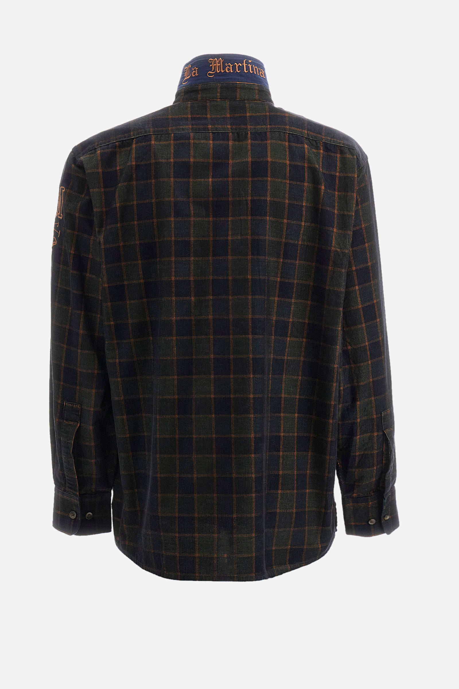 Men's checked long-sleeved shirt in 100% cotton. Spread collar. There are two pockets fastened with buttons on the front. The brand logo and initials are embroidered on one of the sleeves. Oversized fit. The model is wearing a size L. - ForestNgt/Navy/Sierr