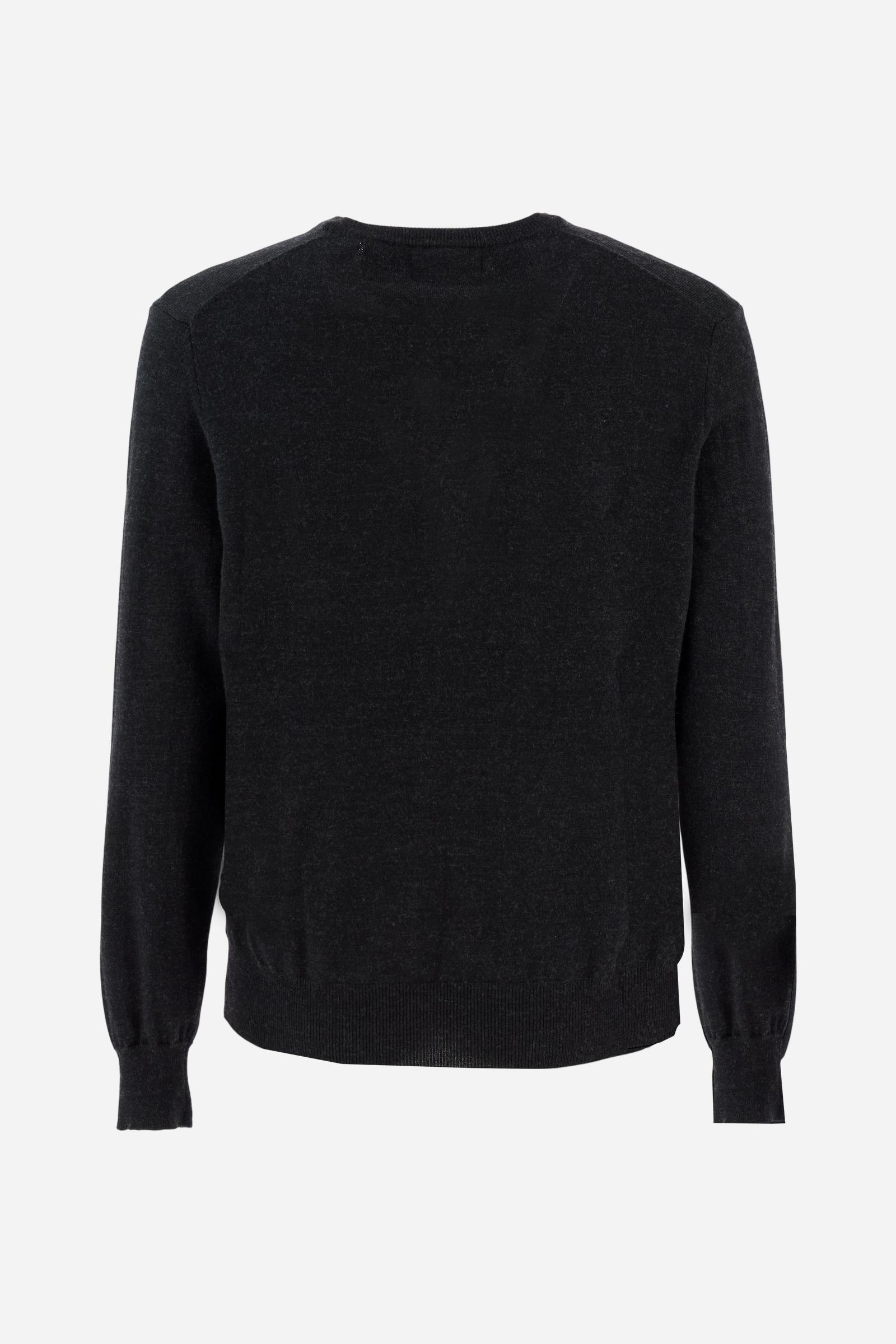 Men’s merino wool V-neck sweater - Barrie