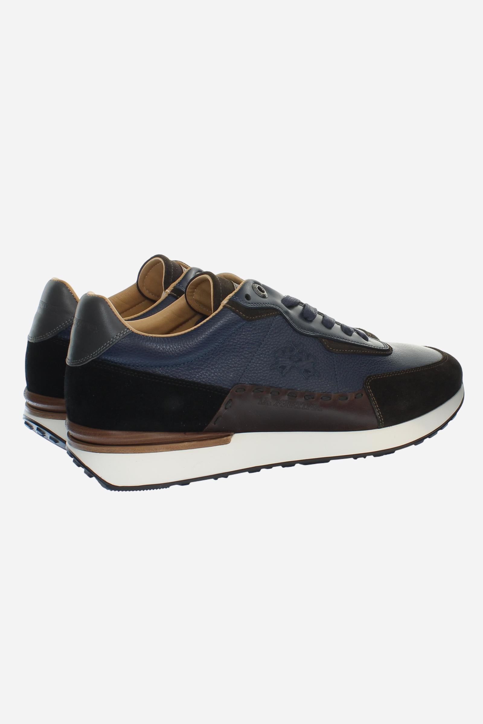 Sporty and elegant trainers in leather and suede, with ultralight technical soles in XL Extralight EVA. Perfect for anyone in search of comfort, performance and handcrafted details. - DARK BROWN/BLUE