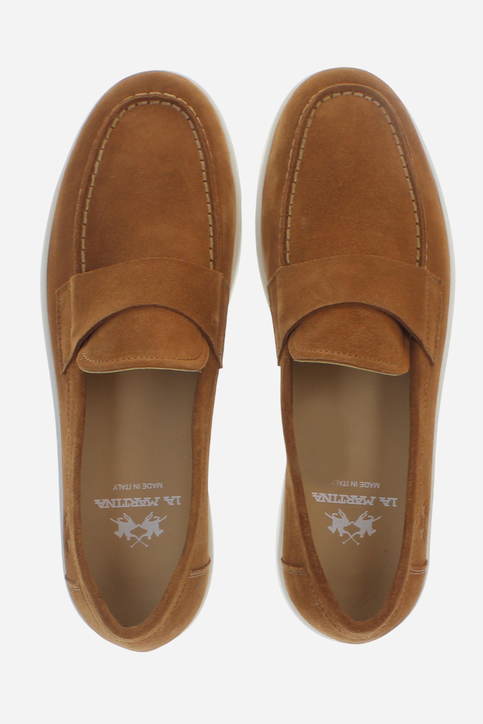Men’s suede loafers with strobel construction and contrast EVA sole. Tone-on-tone side logo. - COGNAC