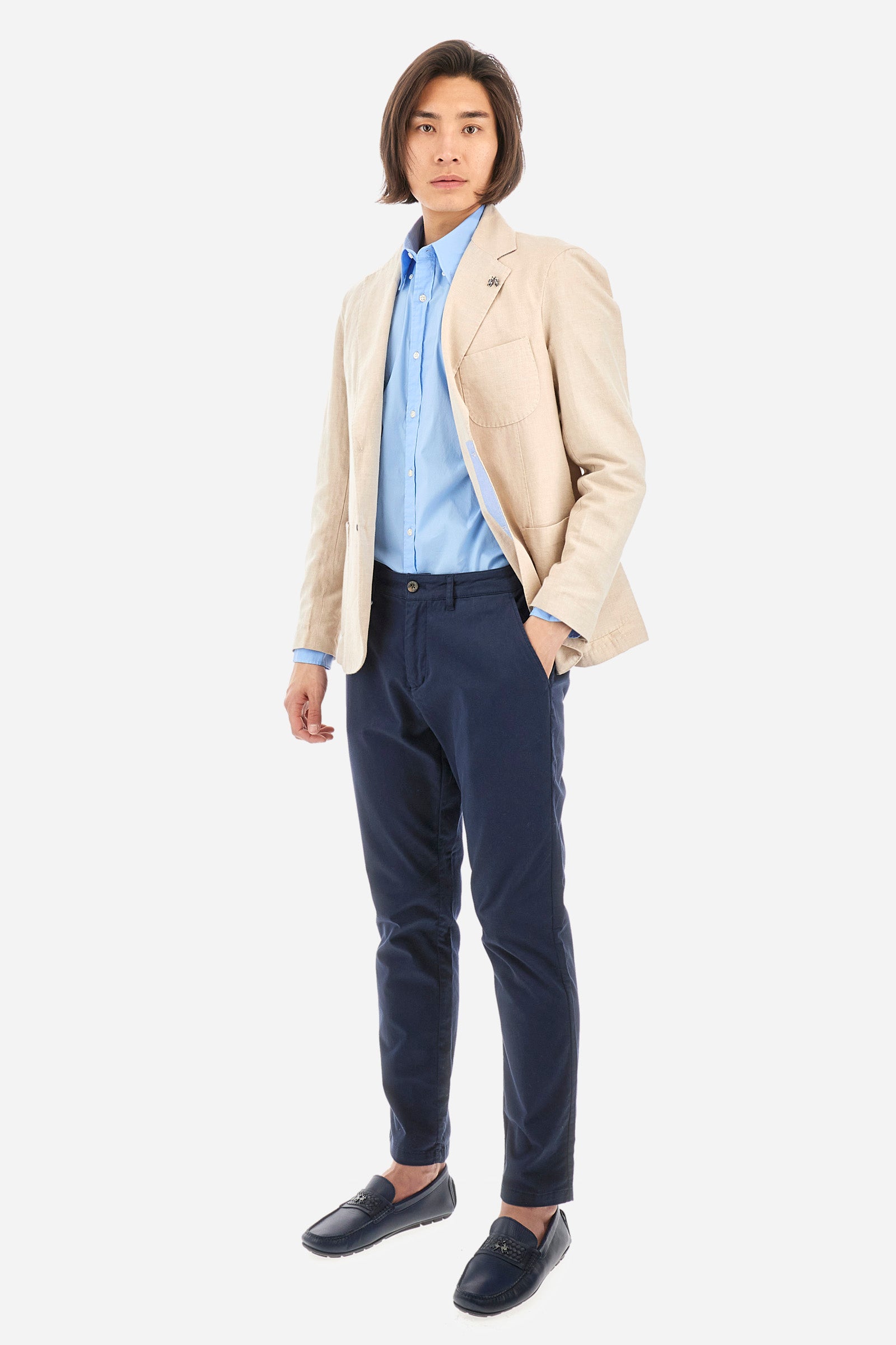 Long-sleeved men's shirt, slim fit, buttoned collar. Classic cut. La Martina logo embroidered on the chest in the same tone. To wear with jeans from the collection or with elegant pants. - Blue Bell