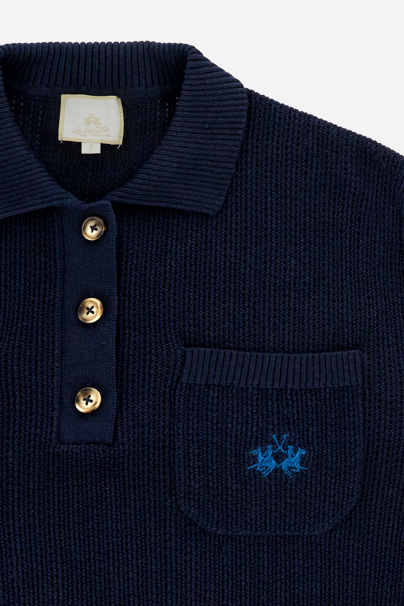 Women’s short-sleeve cotton openwork knit polo shirt. Classic collar, front closure, patch pockets and delicate embroidered detail on the chest. - Navy