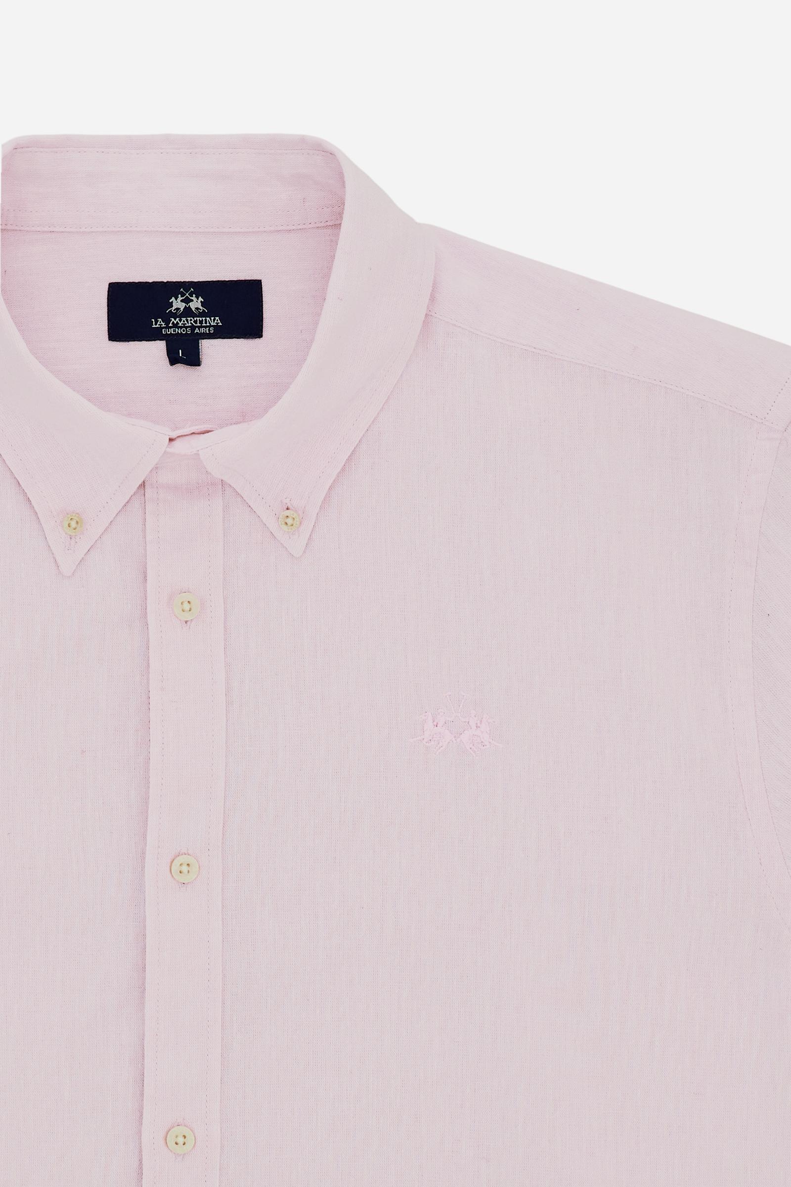 Men’s cotton and linen shirt with regular fit and French collar. Tone-on-tone embroidered logo and visible button placket. - Parfait Pink