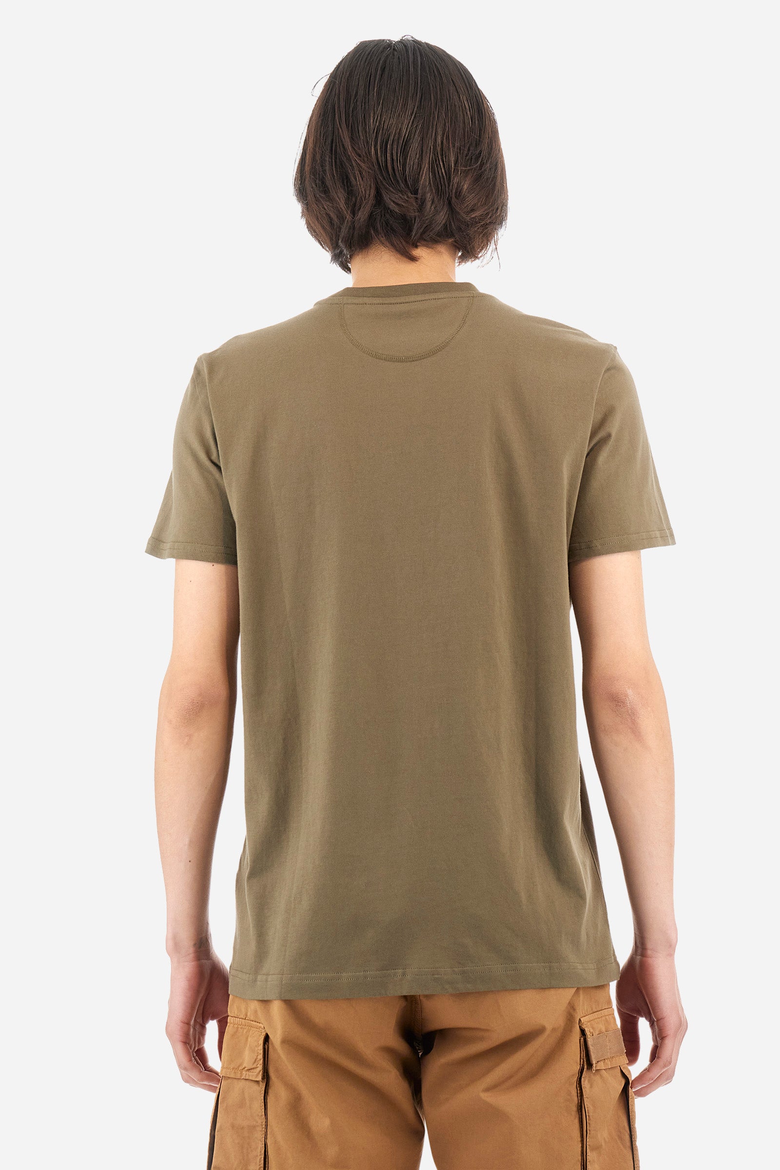 Men's short-sleeved T-shirt with a crew neck in a single colour. Made of 100% cotton. A large logo and the lettering "La Martina" are embroidered in contrast on the front. Regular fit. The model wears a size L. - Military Olive
