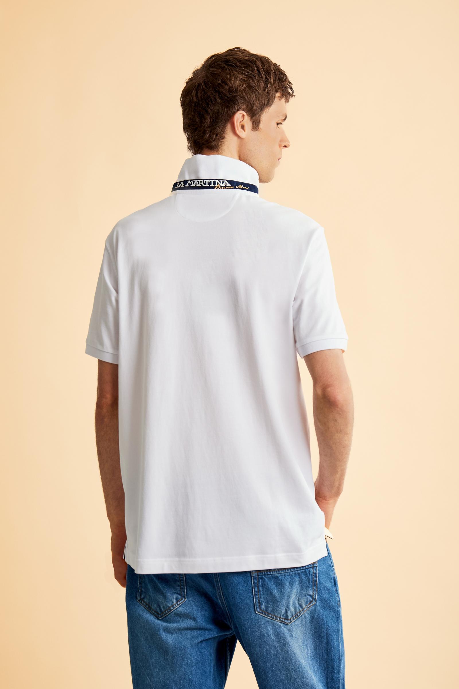 Men's short-sleeved cotton piqué polo shirt. Regular fit with fabric detail under the collar. - Optic White