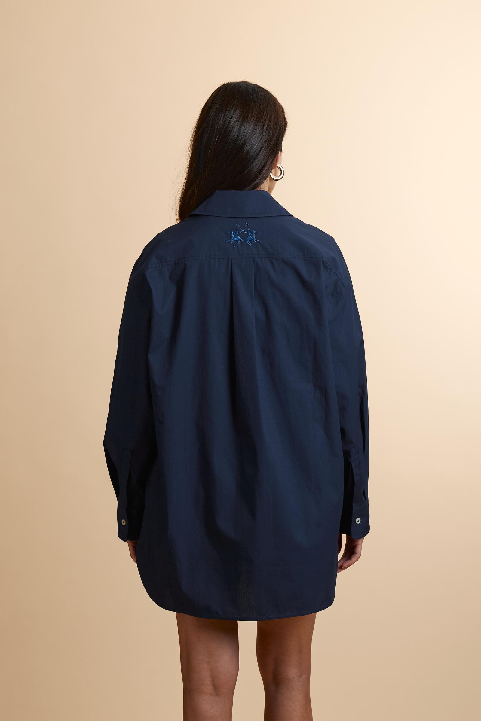 Women’s long-sleeve cotton poplin shirt with an oversized cut. Reinterprets a classic menswear style in a feminine key with maxi embroidered logo. - Navy