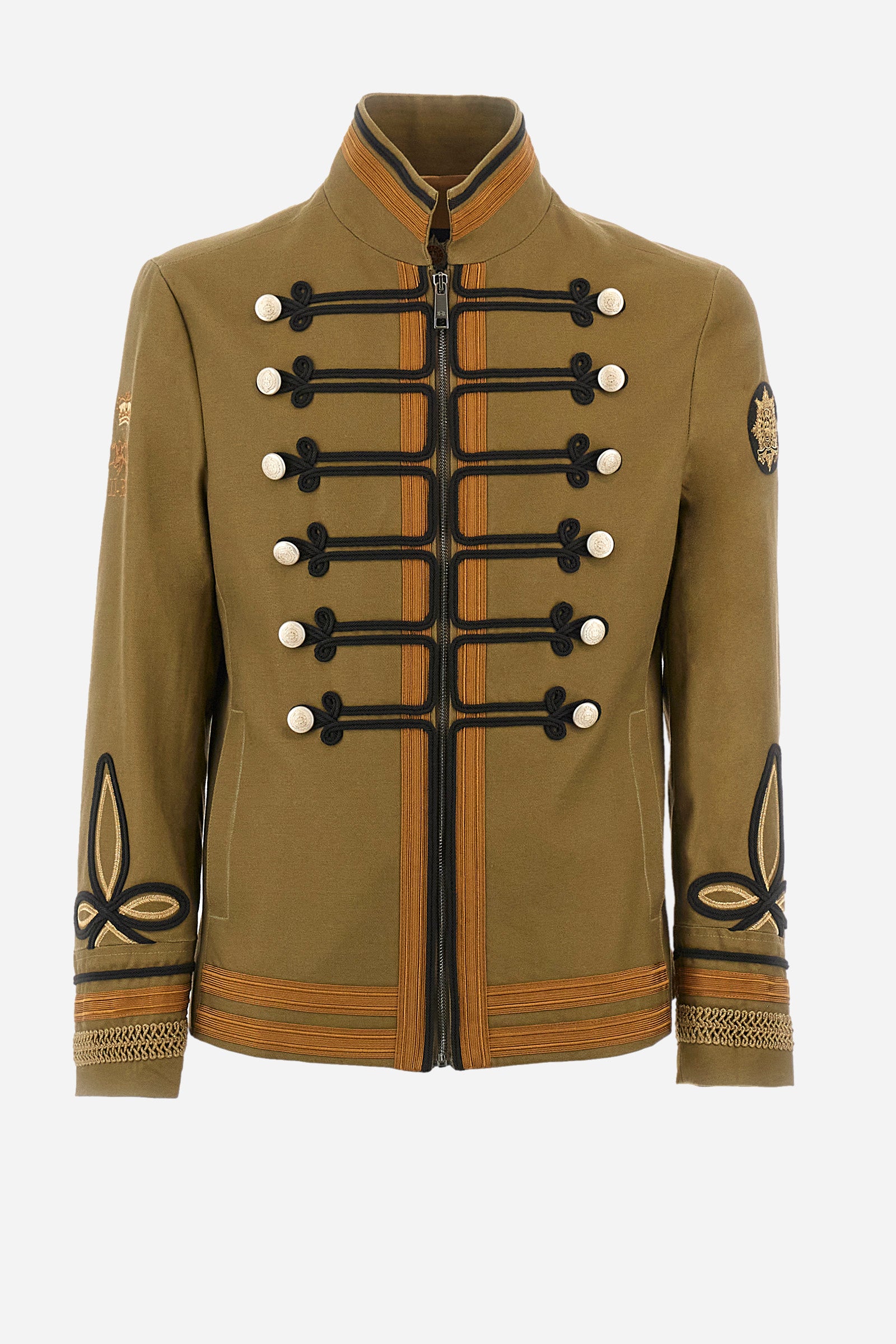 Men’s jacket with long sleeves in solid color with full zip. Made of 100% cotton. High neck with contrasting colour profiling that continues throughout the closure, the waist and cuffs. Decorative buttons and embroidery are applied on the front and sleeves; along with patches on the shoulders identify the capsule Guards. Mini logo La Martina embroidered on a sleeve. The fit is regular. The model wears a size IT 50. - Military Olive