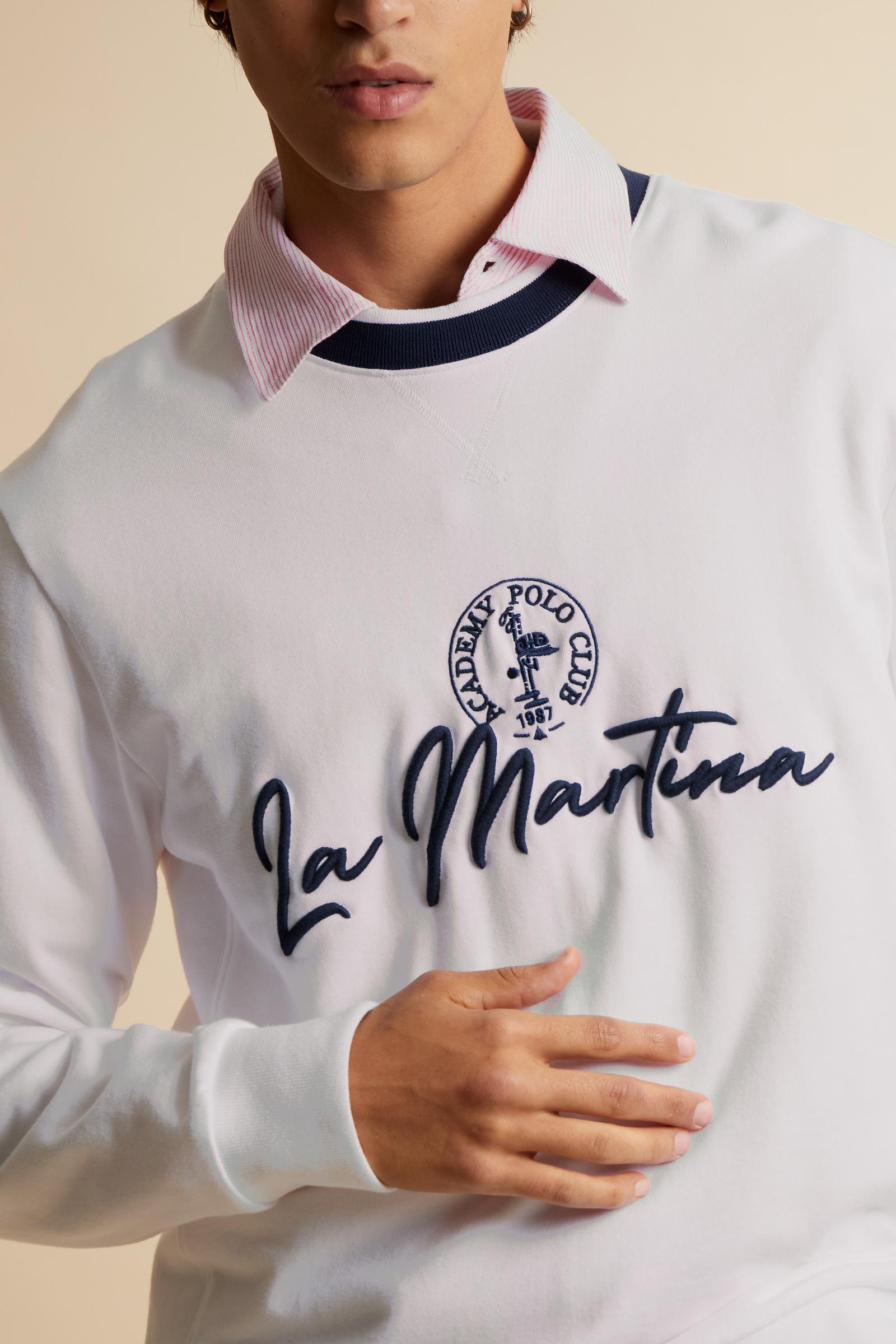 Men’s long sleeve sweatshirt made of solid color cotton summer fleece. Crew neck style with ribbed collar, cuffs and hem. Front contrast embroidery inspired by the Academy Polo Club, topped with the brand name. Iconic logo embroidered at the back of the neck. Contemporary fit with slightly dropped shoulders and hip-length cut. The model wears size L. - Optic White