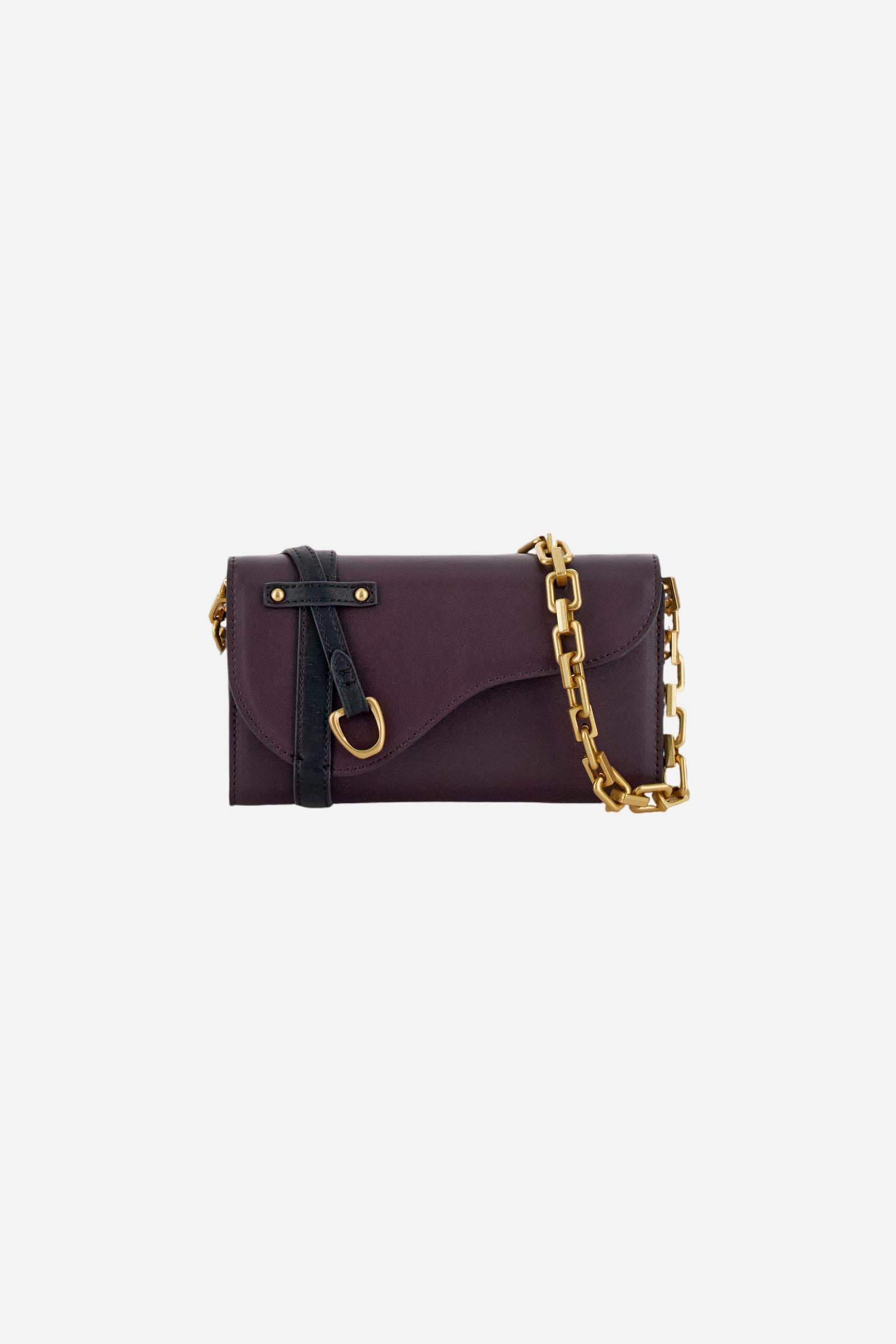 Leather chain wallet in soft calfskin with shaped flap and contrasting leather details. Decorated with a small golden buckle and engraved logo. - WINE/BLACK