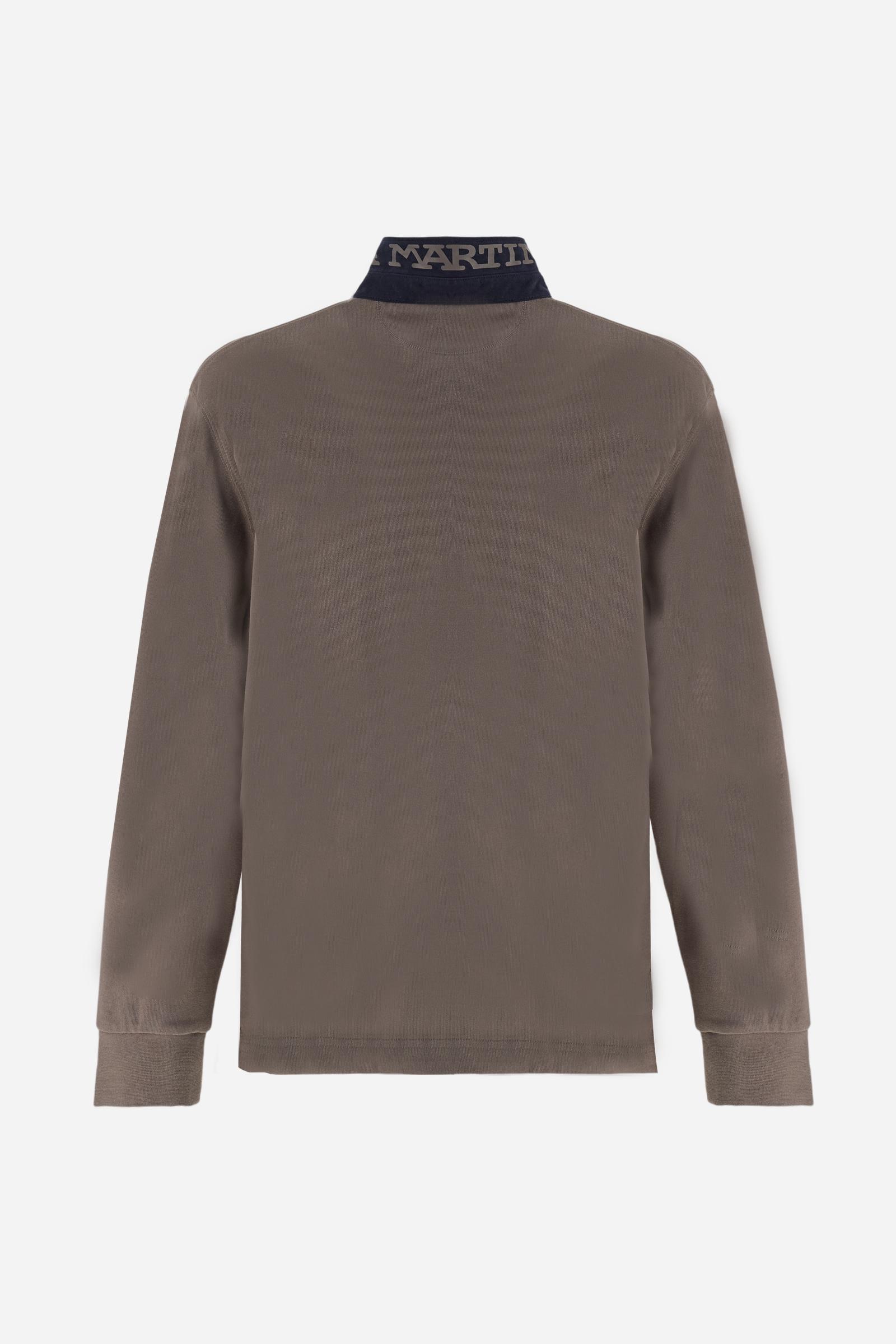 Classic men’s long-sleeve polo in soft-touch 100% cotton jersey. Contrast gabardine collar, three-button placket with multicolor striped tape. Iconic La Martina lettering printed in contrast under the collar. Small contrast logo embroidered on the chest. Regular fit for a balanced silhouette. Model wears size L. - Falcon