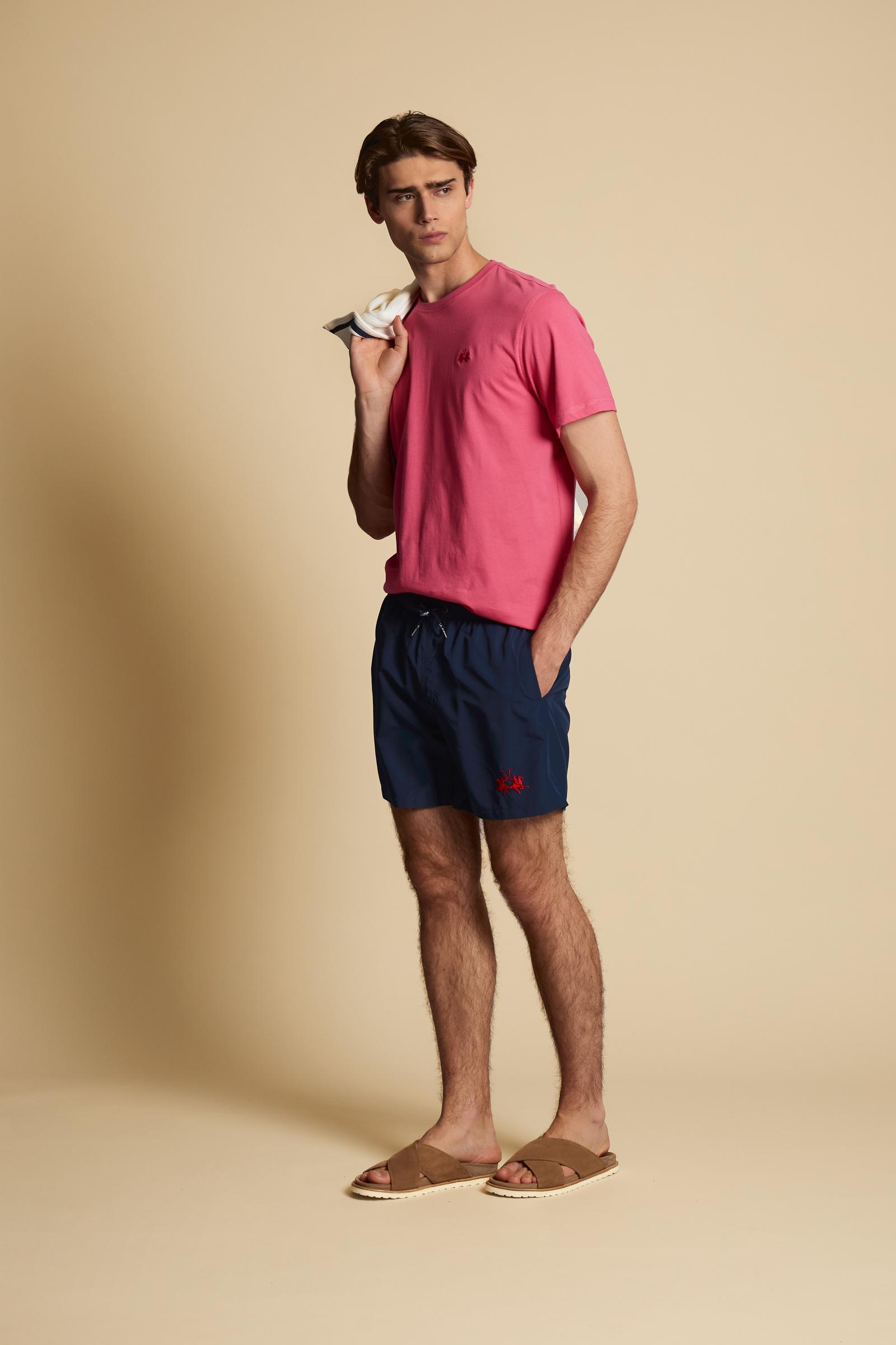 Men’s cotton jersey T-shirt with regular fit and ribbed crew neck. Small contrast embroidered logo. - Fandango Pink