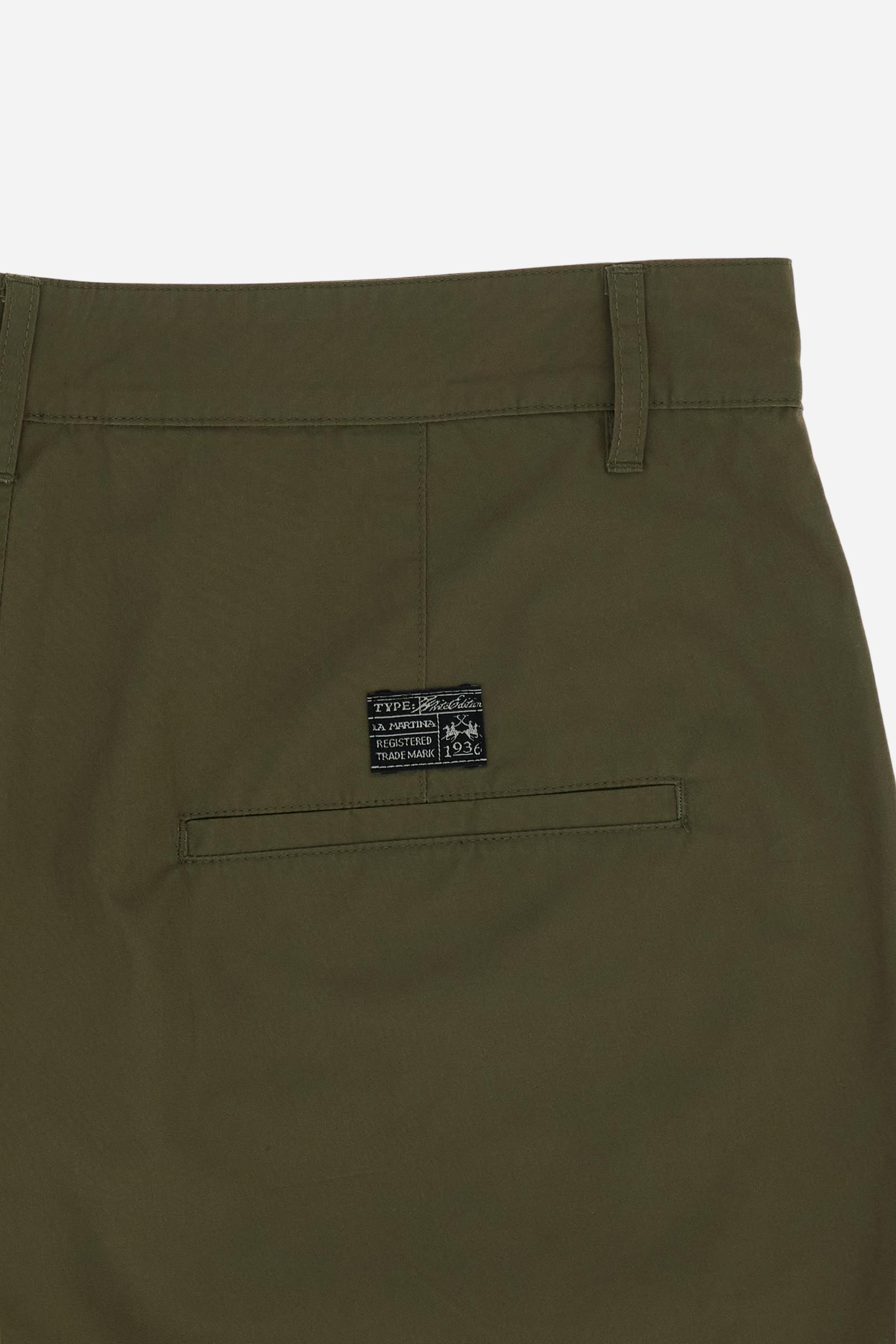 Men’s cotton poplin bermuda shorts with regular fit and knee length. American pockets and Black Edition label. - Burnt Olive