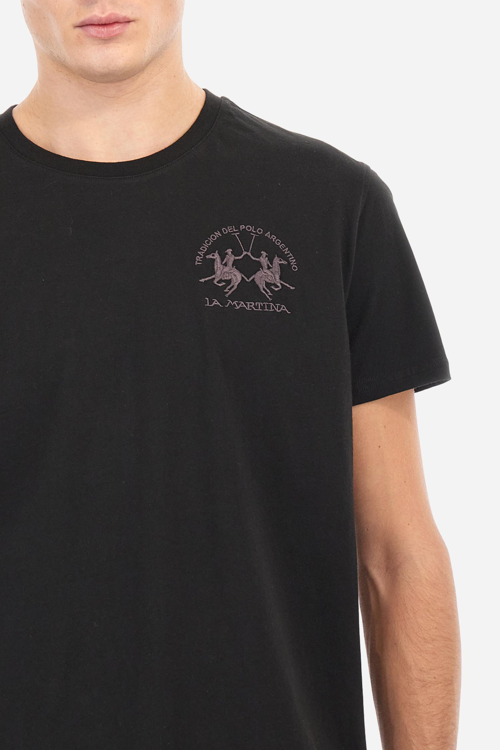 Men's plain short-sleeved T-shirt, made from 100% cotton. Large logo embroidered on the front. Regular fit. The model is wearing a size L. - Black