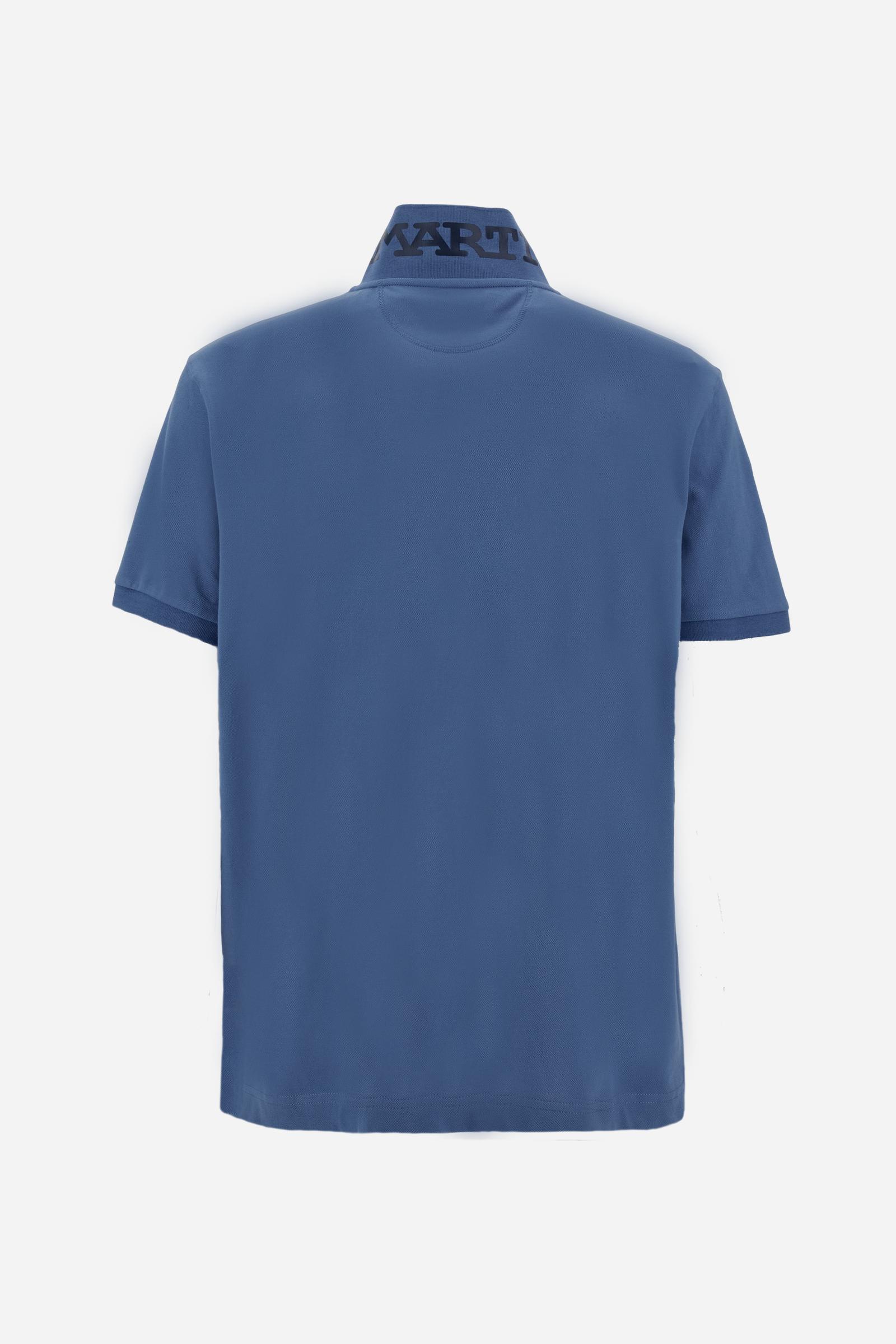 Men’s short-sleeve stretch piqué polo. Two-button placket and ribbed details, with a regular fit. Iconic style characterised by applied logo and patches. - Riviera