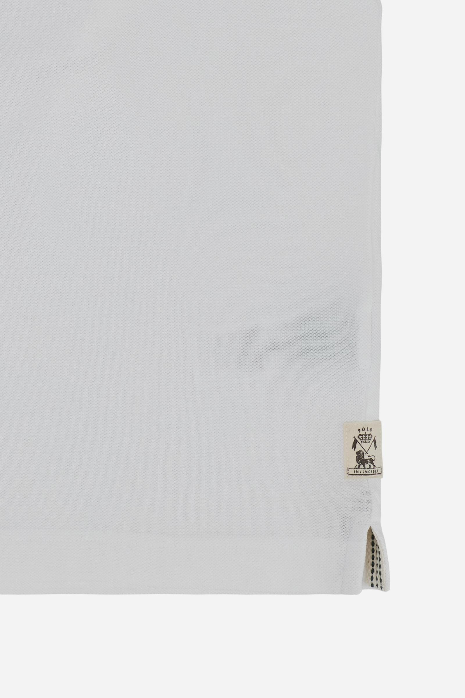 Men’s short-sleeve polo shirt in 100% cotton piqué with contrasting details, ribbed collar, and a unique graphic on the sleeve celebrating the Guards capsule - Optic White