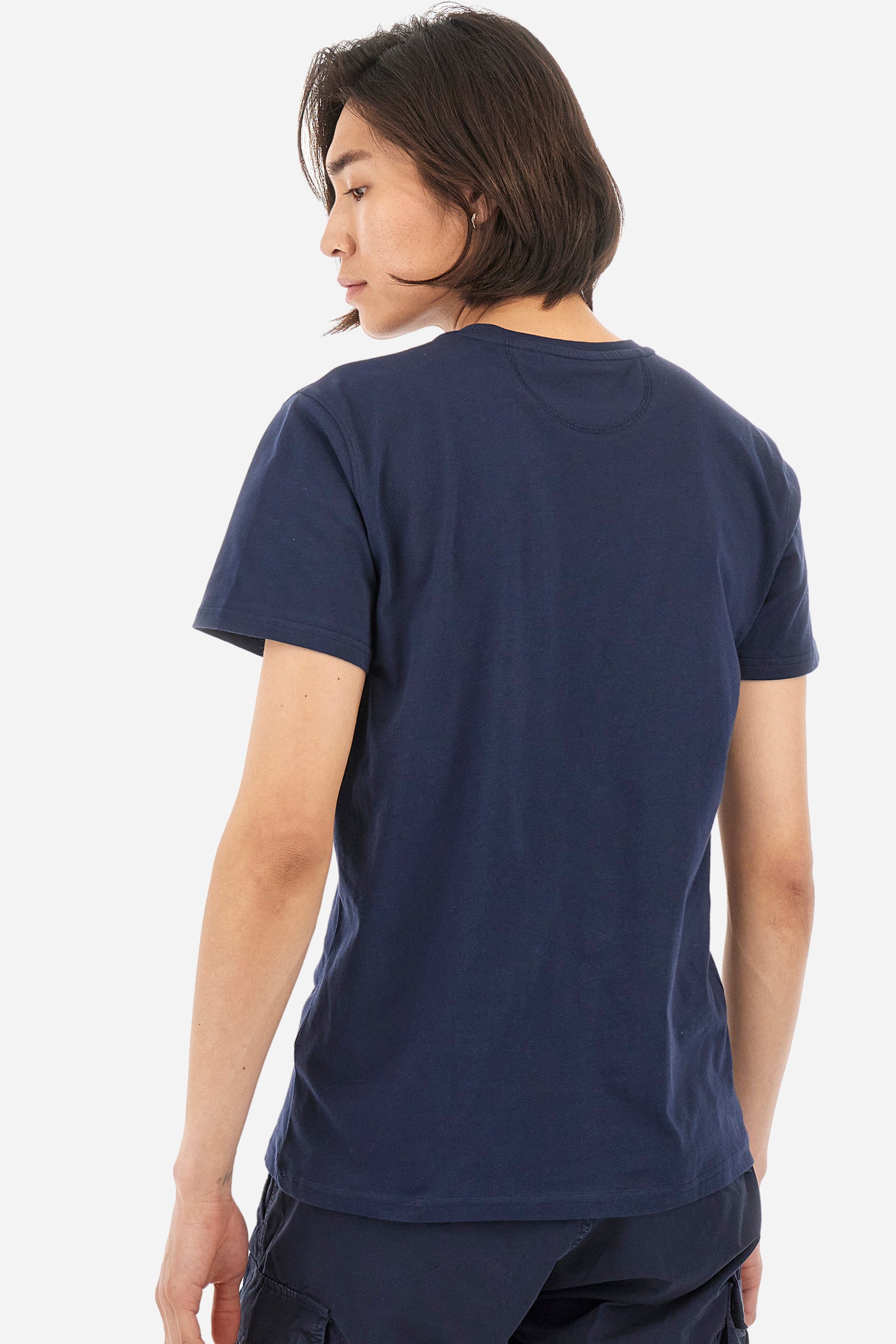 Men's short-sleeved crew-neck T-shirt in solid color with embroidered logo. Made of 100% cotton, perfect for a casual and trendy look with shorts or trousers. - Navy