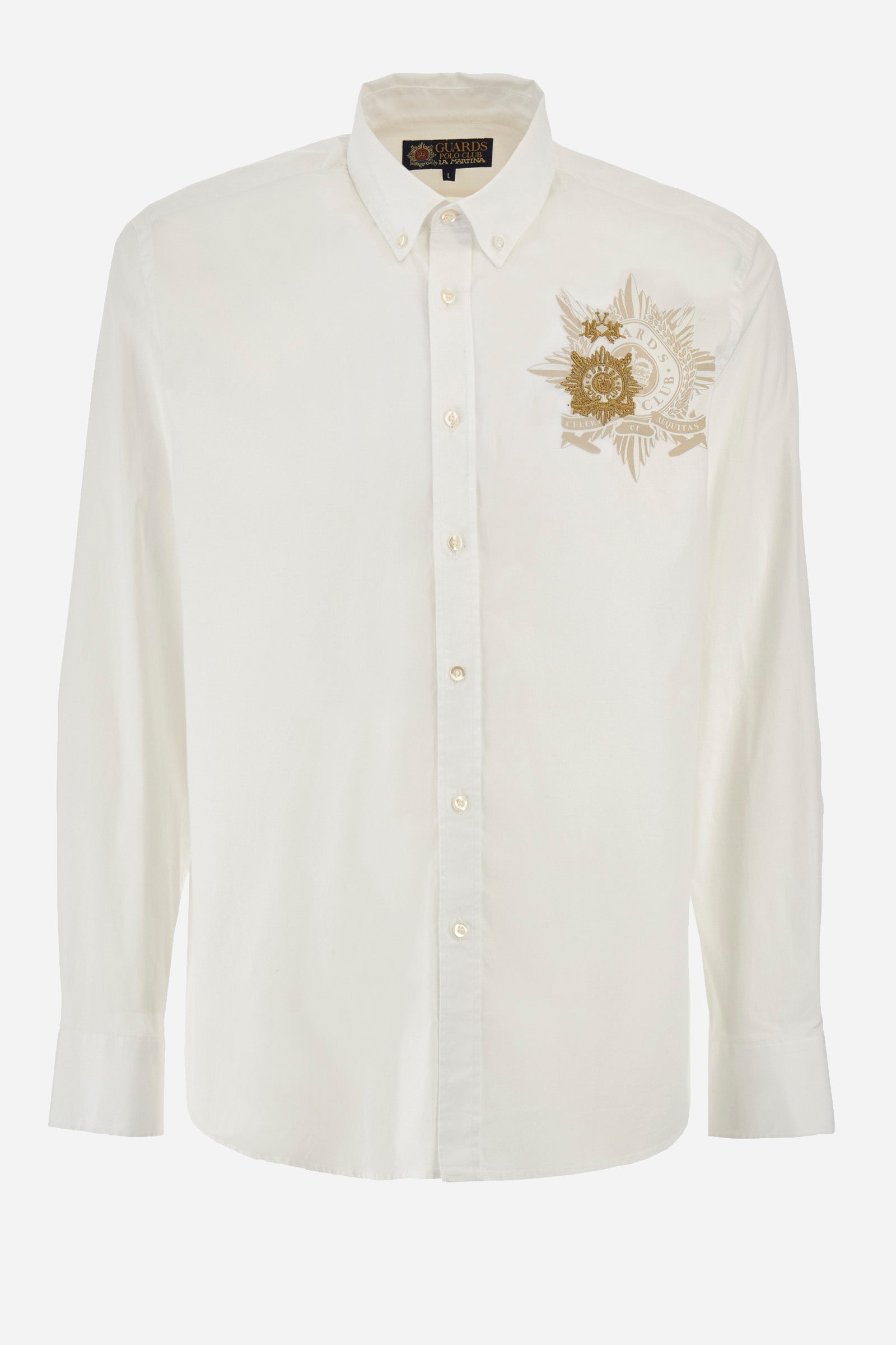Men's single-colour long-sleeved shirt in elasticated cotton. Button-down collar. With buttoned cuffs. A small logo and the Guards line symbol are embroidered on the front. The fit is regular. The model wears a size L. - Optic White