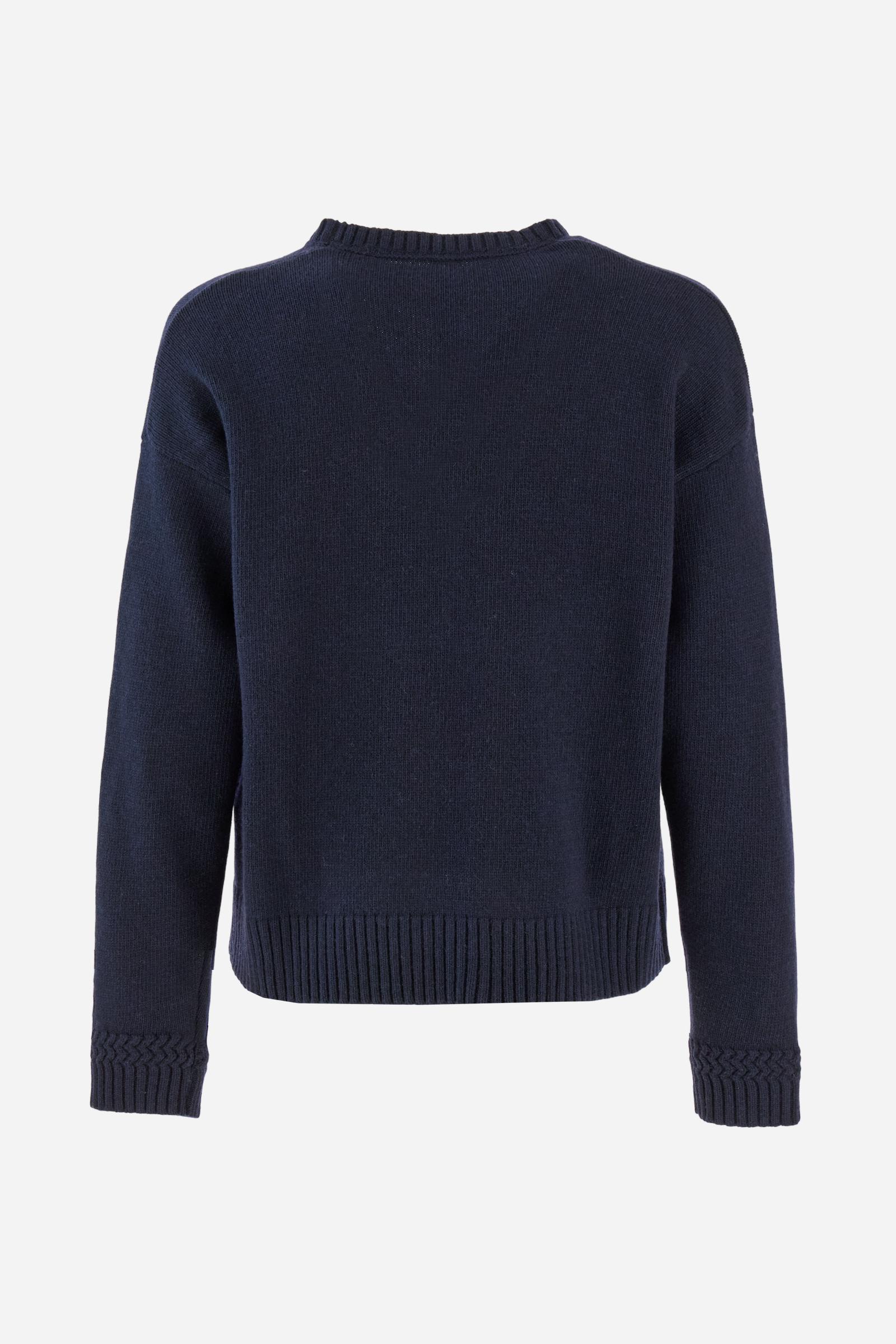 Men’s crew-neck sweater with long sleeves in high-quality wool blend. Ribbed collar, cuffs and hem with zigzag detail at sleeve attachment. Argyle motif on the front and contrast embroidered logo on the cuff. Regular fit with dropped shoulders for a contemporary look. The model wears size L. - Navy